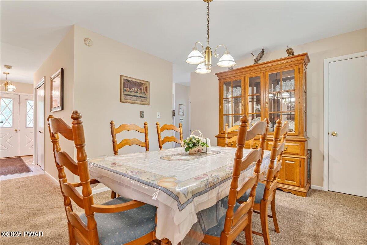 106 Snapdragon Court, Milford, Pennsylvania image 4