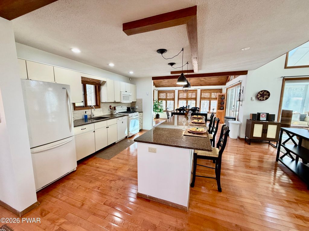 Photo of 811 Paddock Court, Lords Valley, PA 18428 (MLS # PW260534)