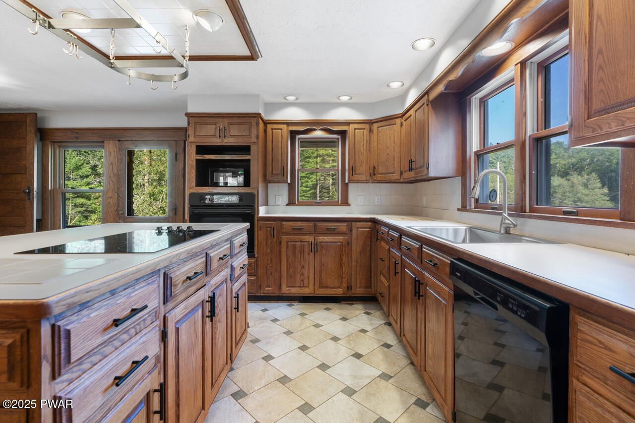 237 Woodtown Road, Shohola, Pennsylvania image 15