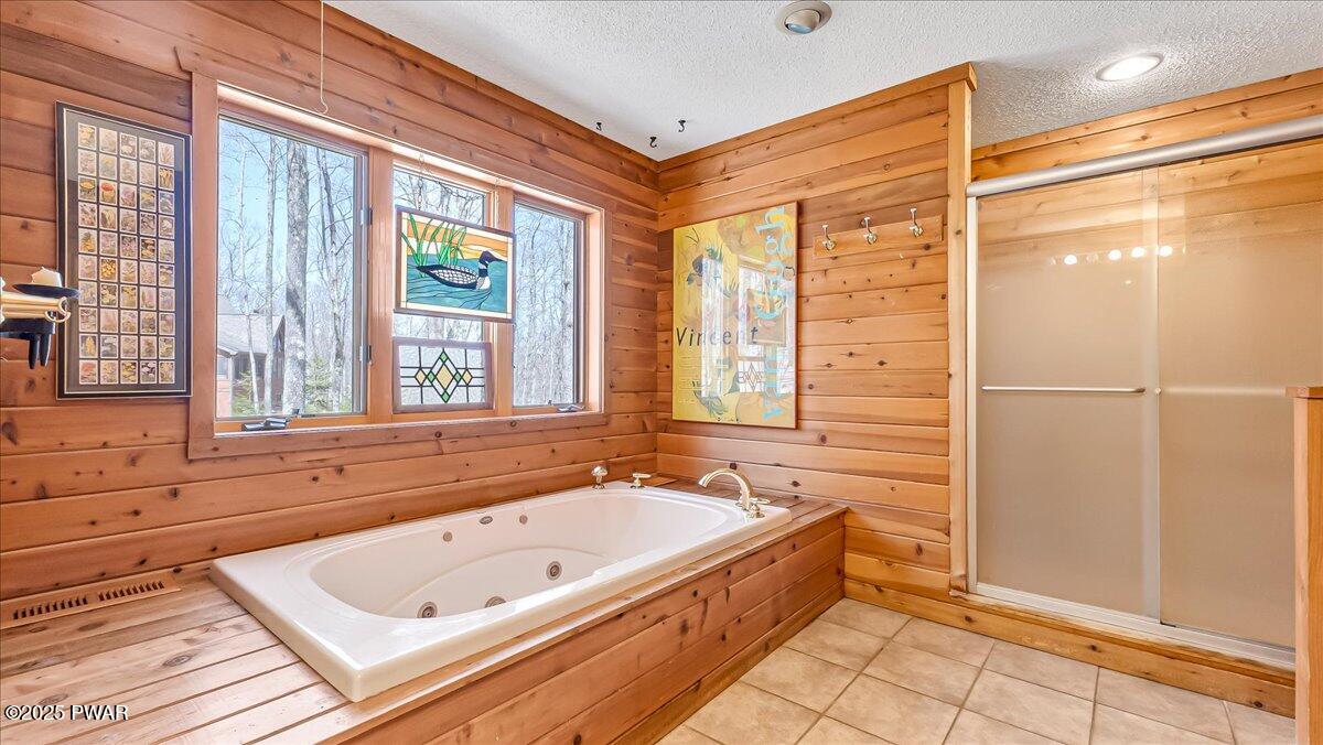 141 Cove Point Circle, Lakeville, Pennsylvania image 33