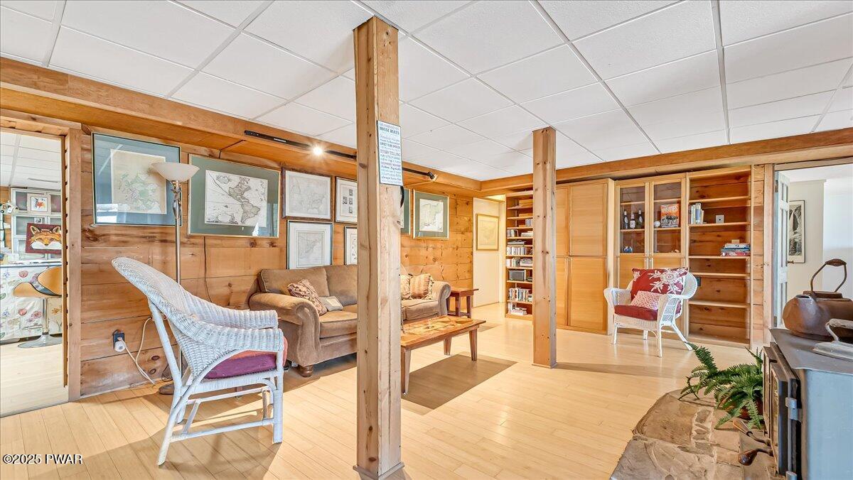 141 Cove Point Circle, Lakeville, Pennsylvania image 44