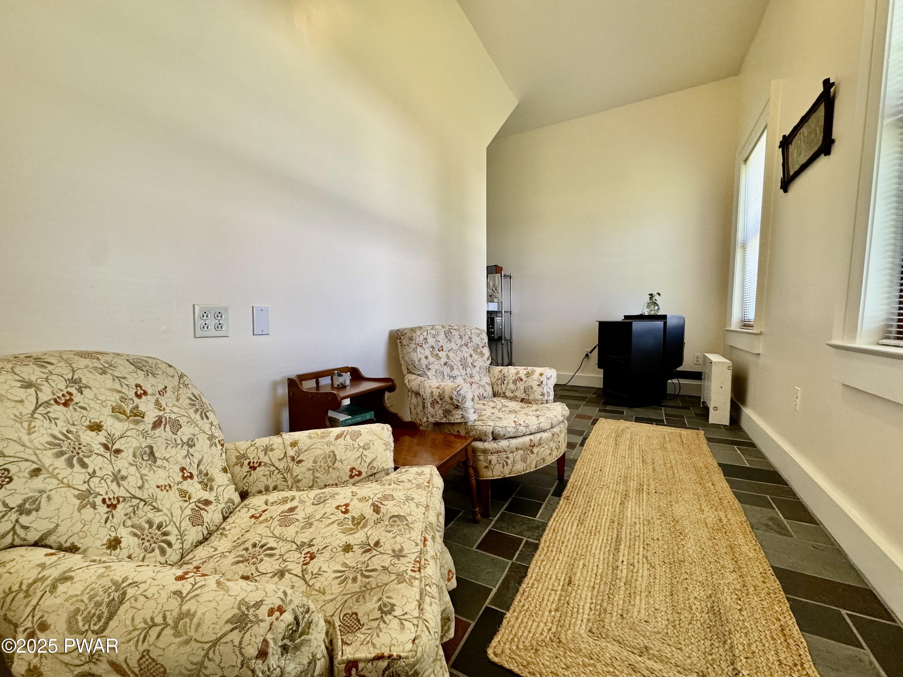 962 Creek Drive, Prompton, Pennsylvania image 24
