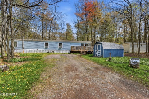 Mobile Home For Sale - 29 Bent Bow Path<br/> Wayne County, Gouldsboro, PA 18424