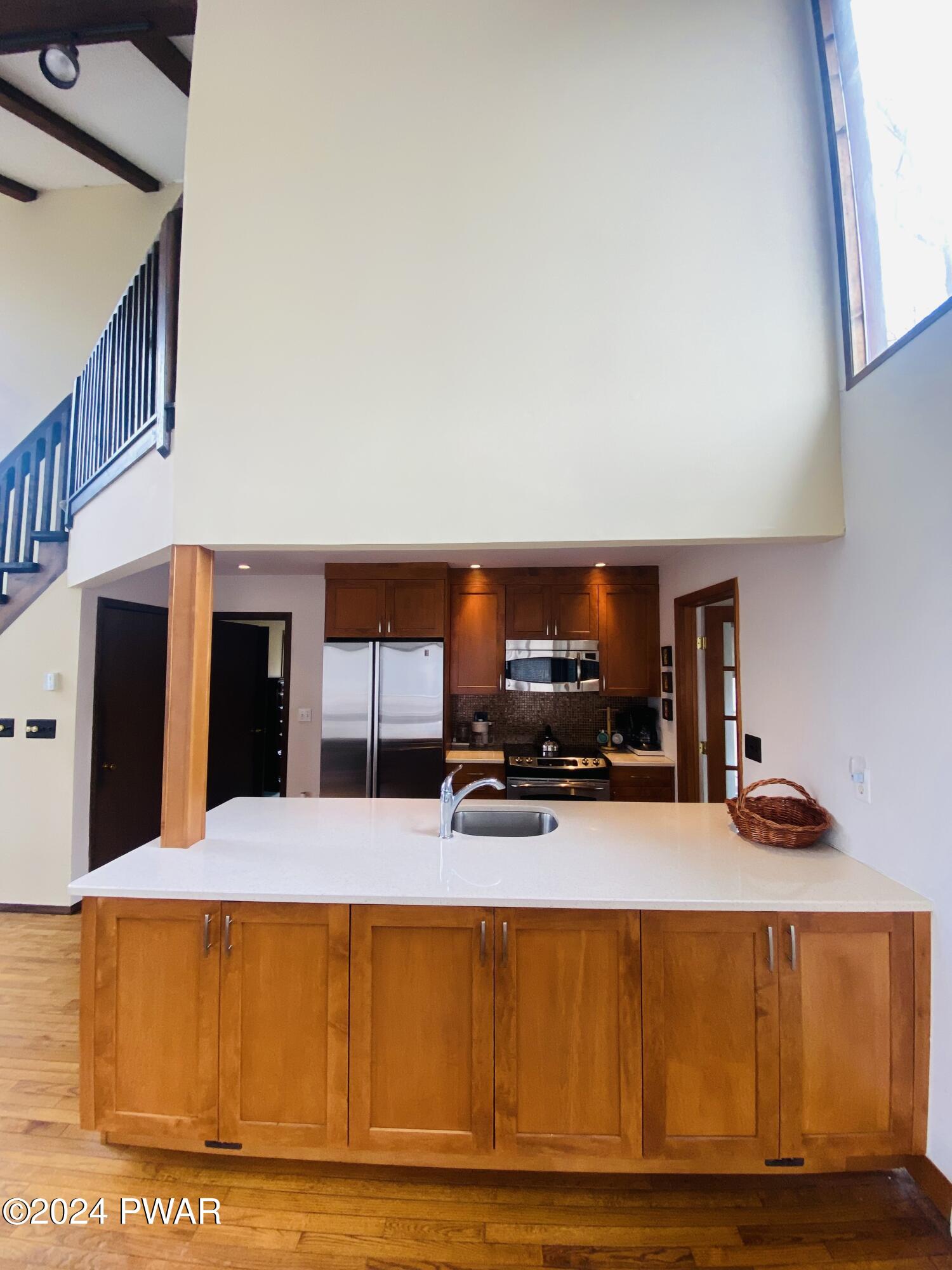 Lords Valley, Pennsylvania 18428, United States, 3 Bedrooms Bedrooms, ,2 BathroomsBathrooms,Residential,Pending,62227