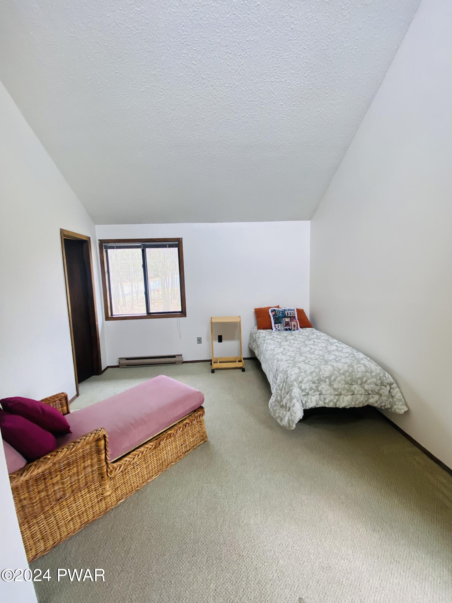 Lords Valley, Pennsylvania 18428, United States, 3 Bedrooms Bedrooms, ,2 BathroomsBathrooms,Residential,Pending,62227