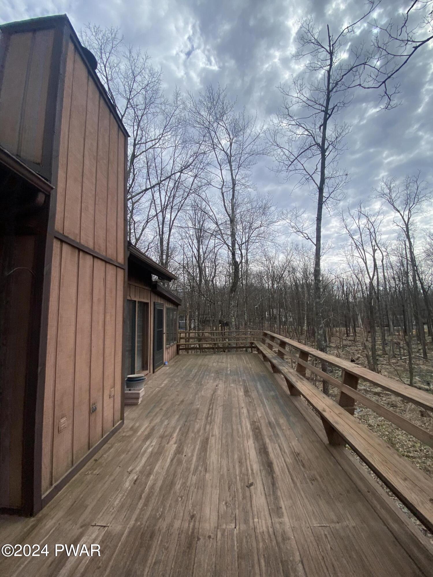 Lords Valley, Pennsylvania 18428, United States, 3 Bedrooms Bedrooms, ,2 BathroomsBathrooms,Residential,Pending,62227