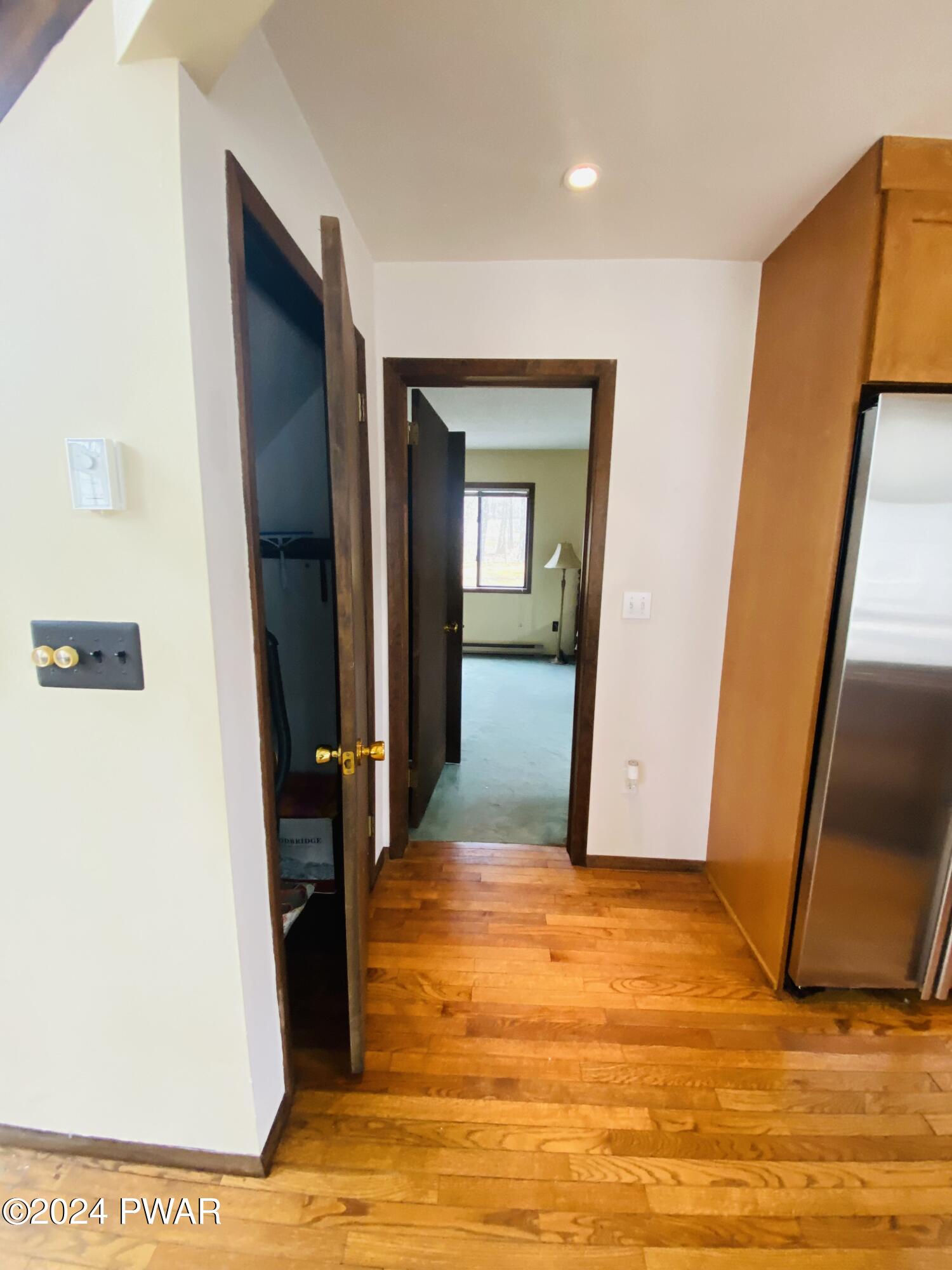 Lords Valley, Pennsylvania 18428, United States, 3 Bedrooms Bedrooms, ,2 BathroomsBathrooms,Residential,Pending,62227