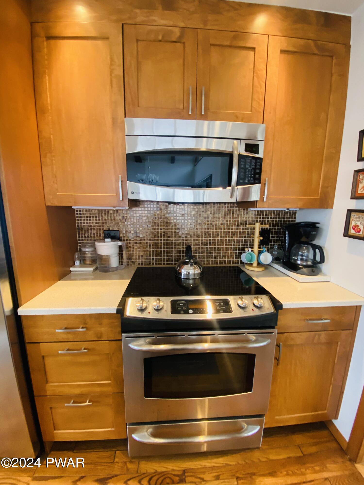 Lords Valley, Pennsylvania 18428, United States, 3 Bedrooms Bedrooms, ,2 BathroomsBathrooms,Residential,Pending,62227