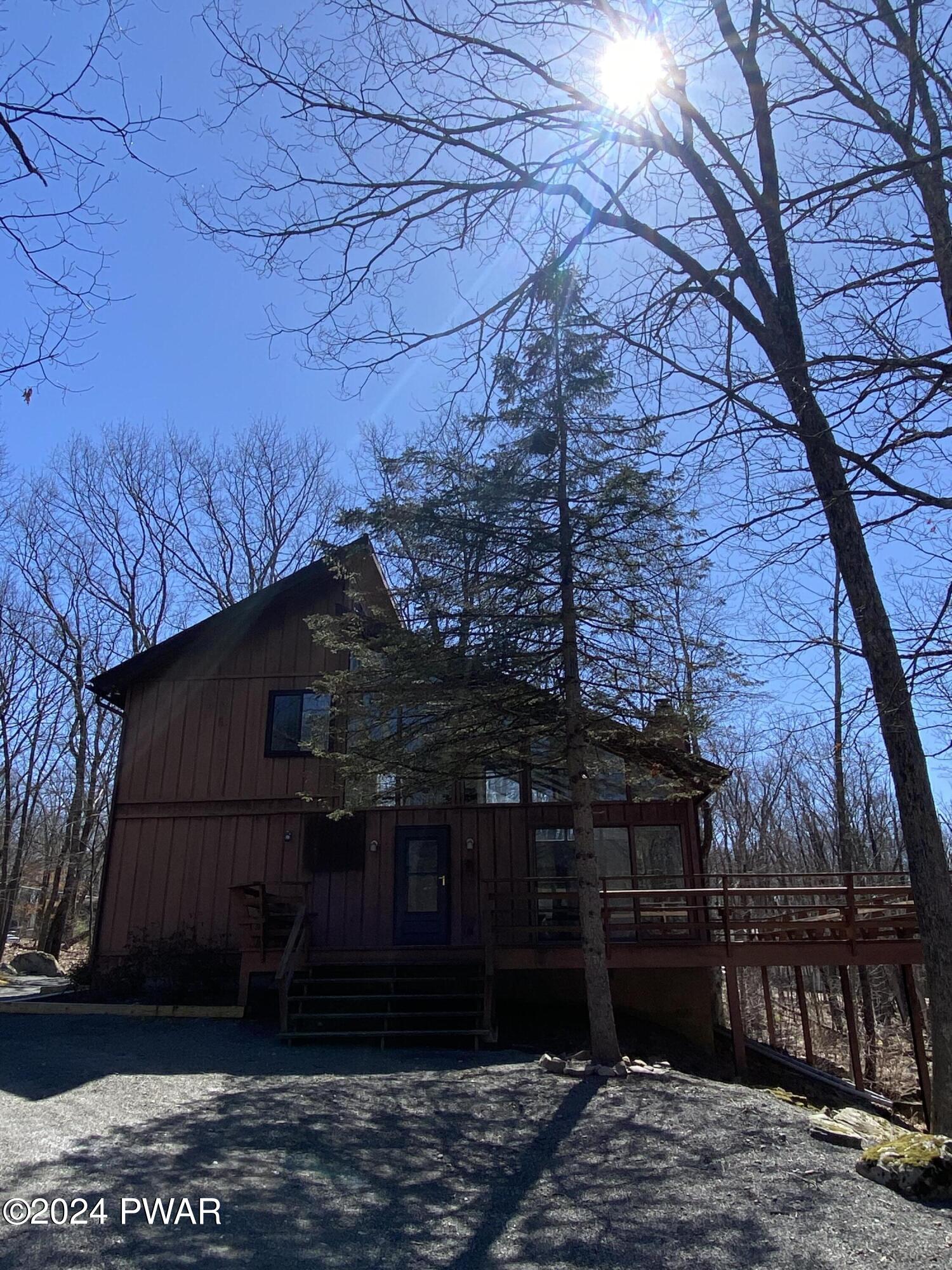 Lords Valley, Pennsylvania 18428, United States, 3 Bedrooms Bedrooms, ,2 BathroomsBathrooms,Residential,Pending,62227