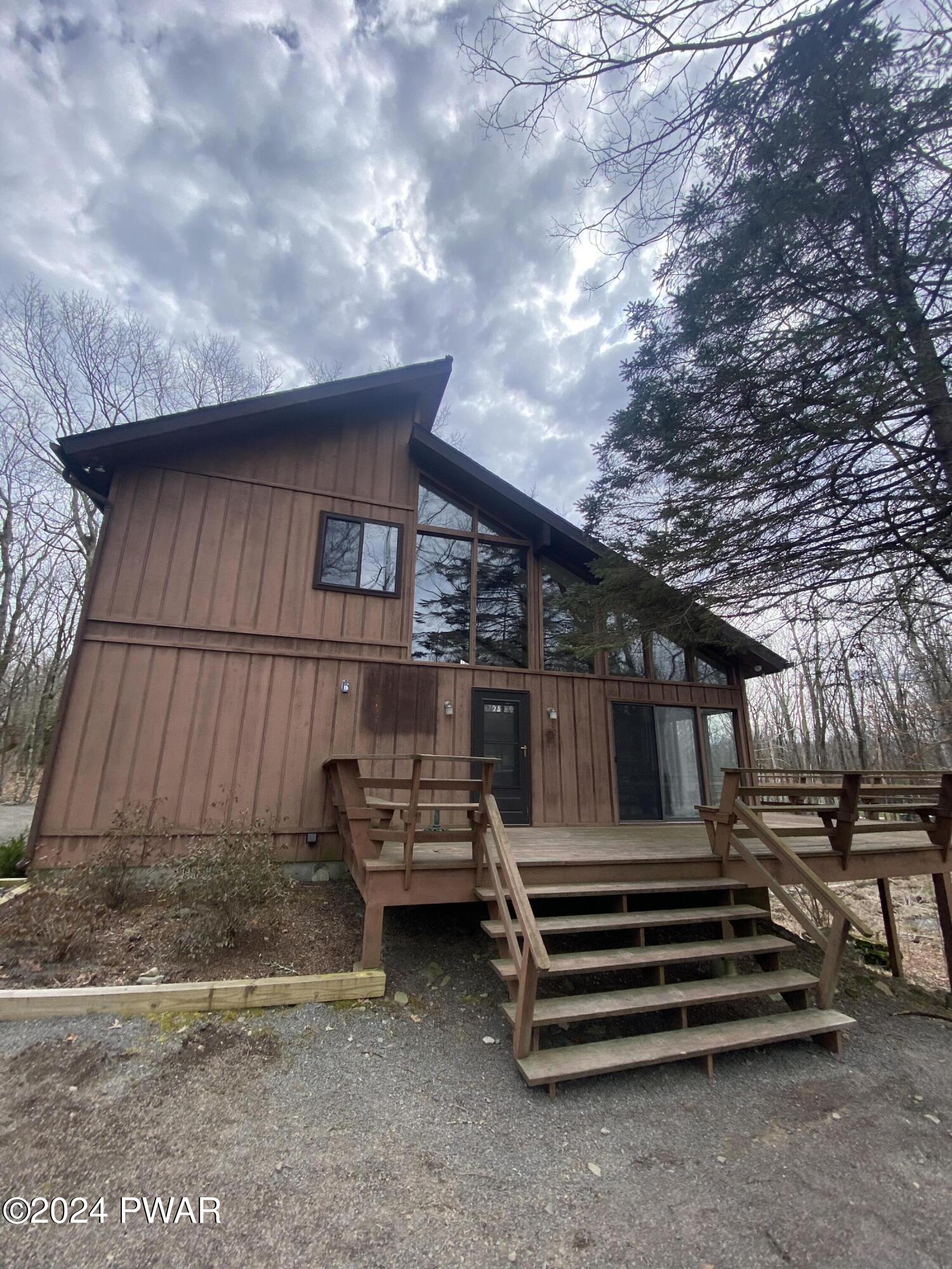 Lords Valley, Pennsylvania 18428, United States, 3 Bedrooms Bedrooms, ,2 BathroomsBathrooms,Residential,Pending,62227