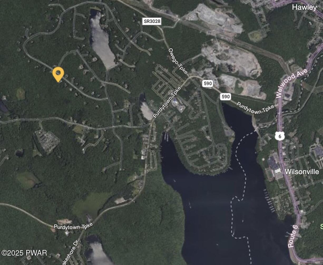 Hawley, Pennsylvania 18428, United States, 5 Bedrooms Bedrooms, ,6 BathroomsBathrooms,Residential,Active,97853