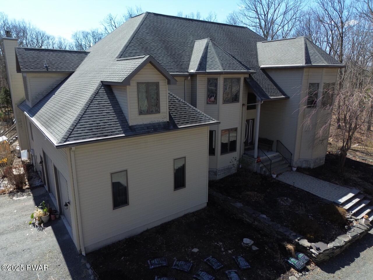 1085 Dewberry Drive, Hawley, Pennsylvania image 1