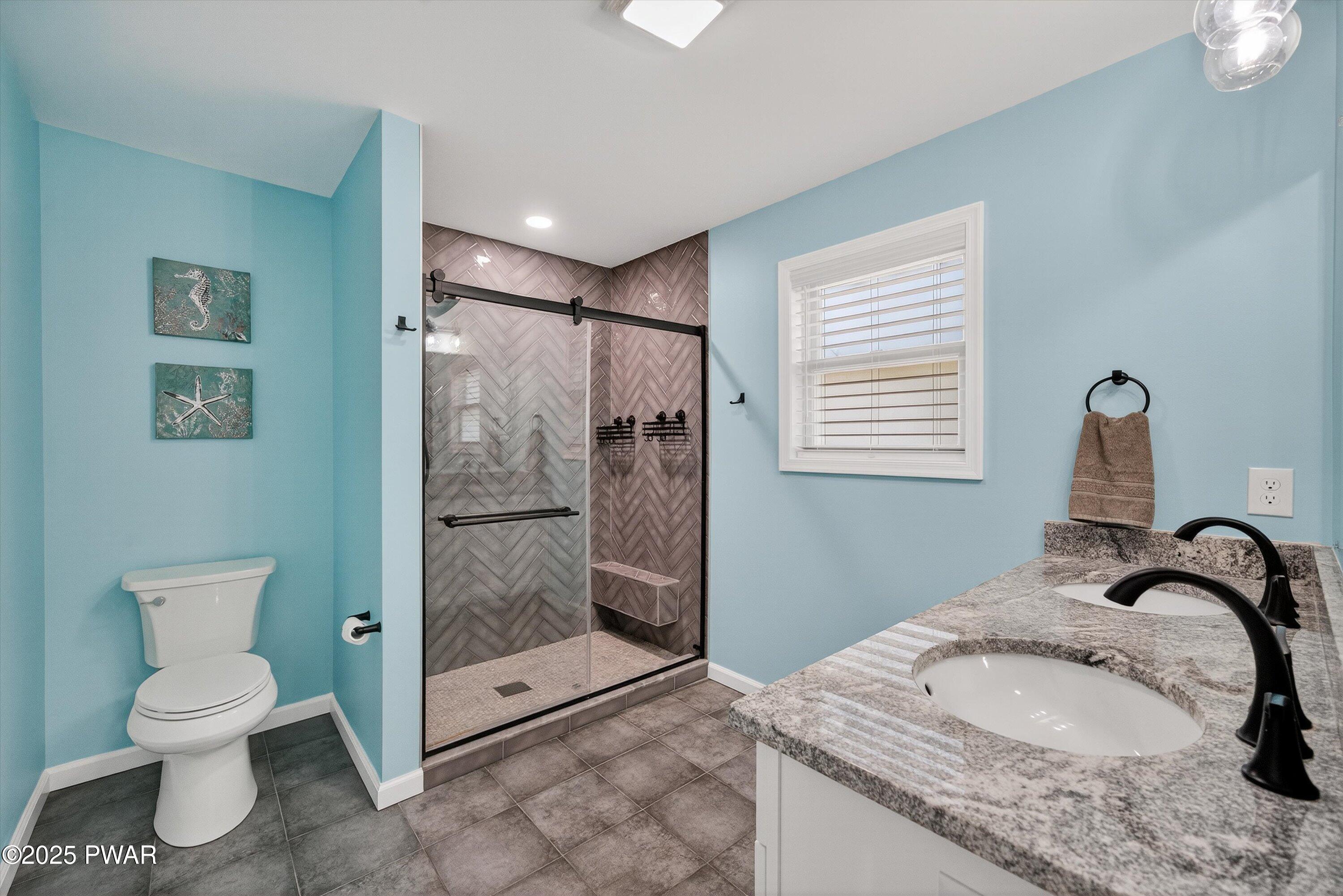 Milford, Pennsylvania 18337, United States, 3 Bedrooms Bedrooms, ,3 BathroomsBathrooms,Residential,Active,182043