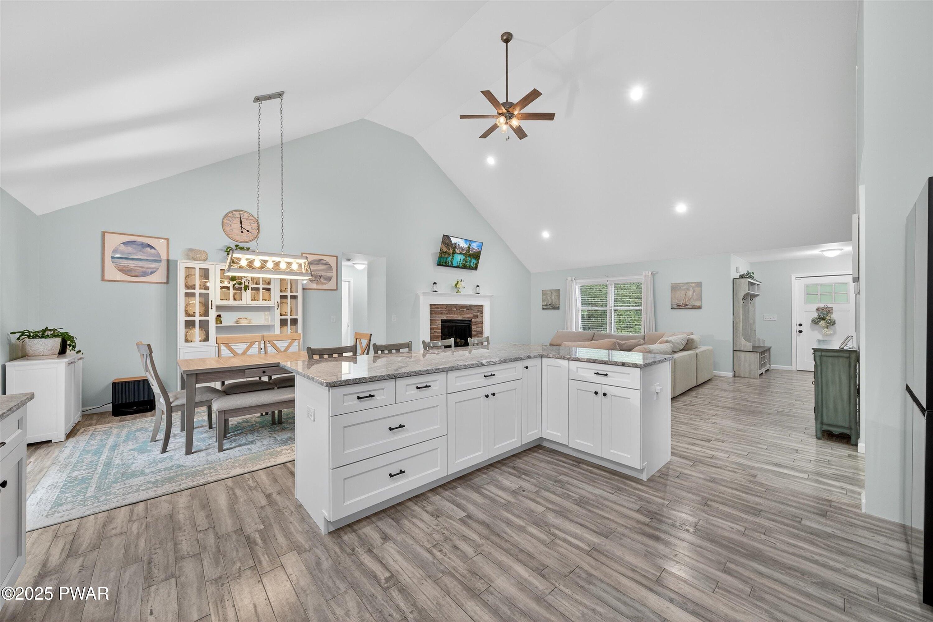 Milford, Pennsylvania 18337, United States, 3 Bedrooms Bedrooms, ,3 BathroomsBathrooms,Residential,Active,182043