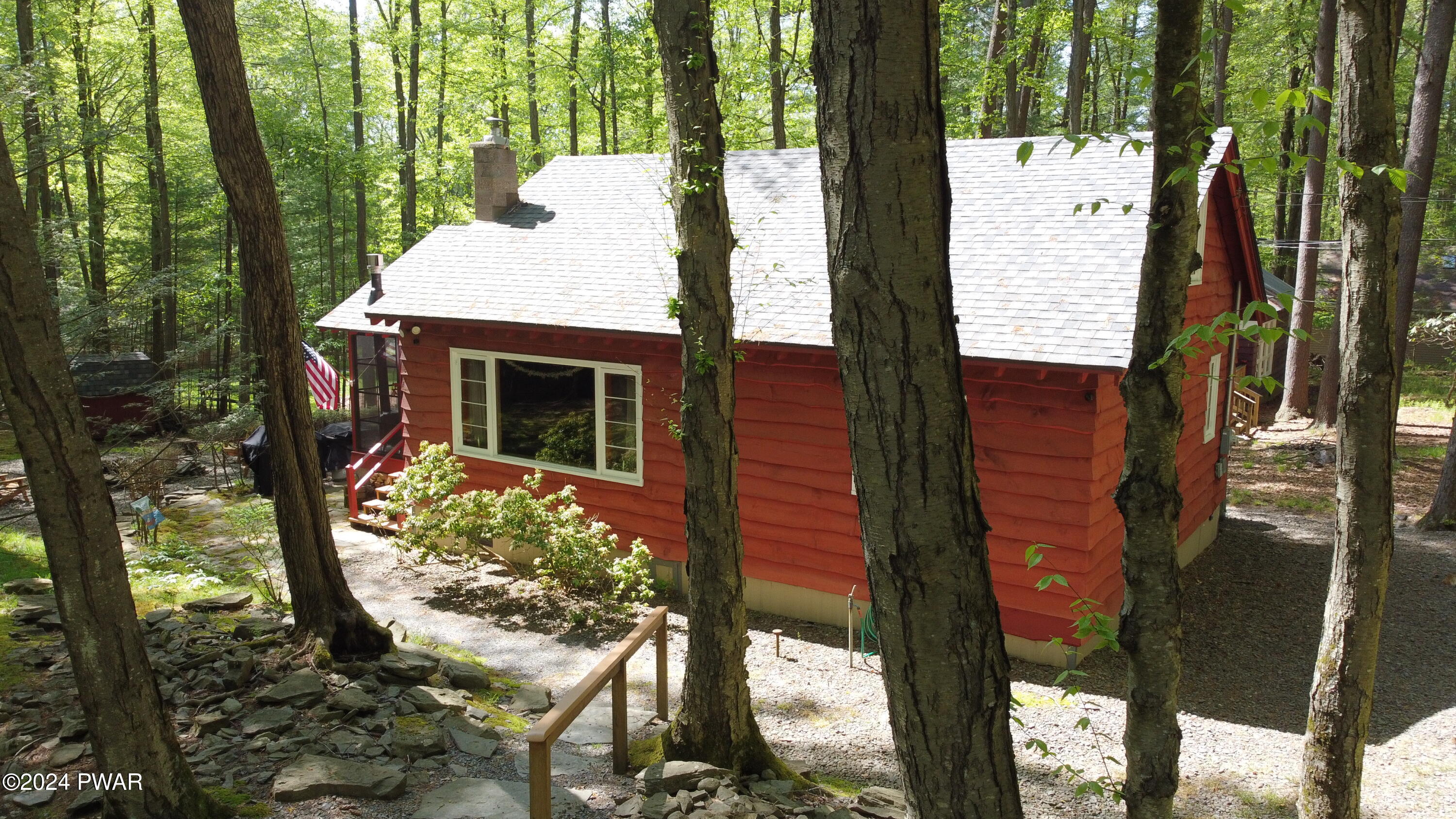 Paupack, Pennsylvania 18451, United States, 2 Bedrooms Bedrooms, ,1 BathroomBathrooms,Residential,Pending,58289