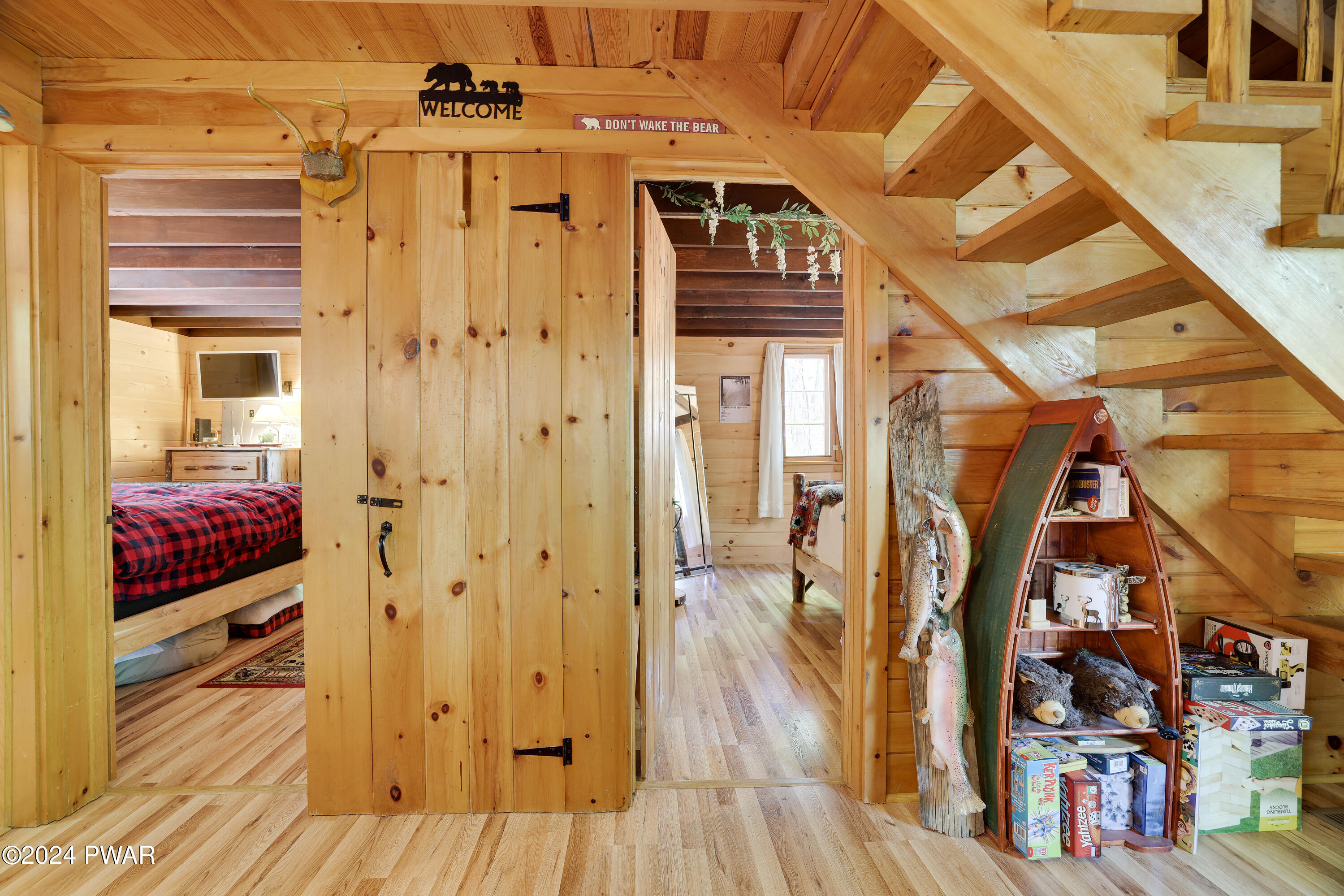 Paupack, Pennsylvania 18451, United States, 2 Bedrooms Bedrooms, ,1 BathroomBathrooms,Residential,Pending,58289