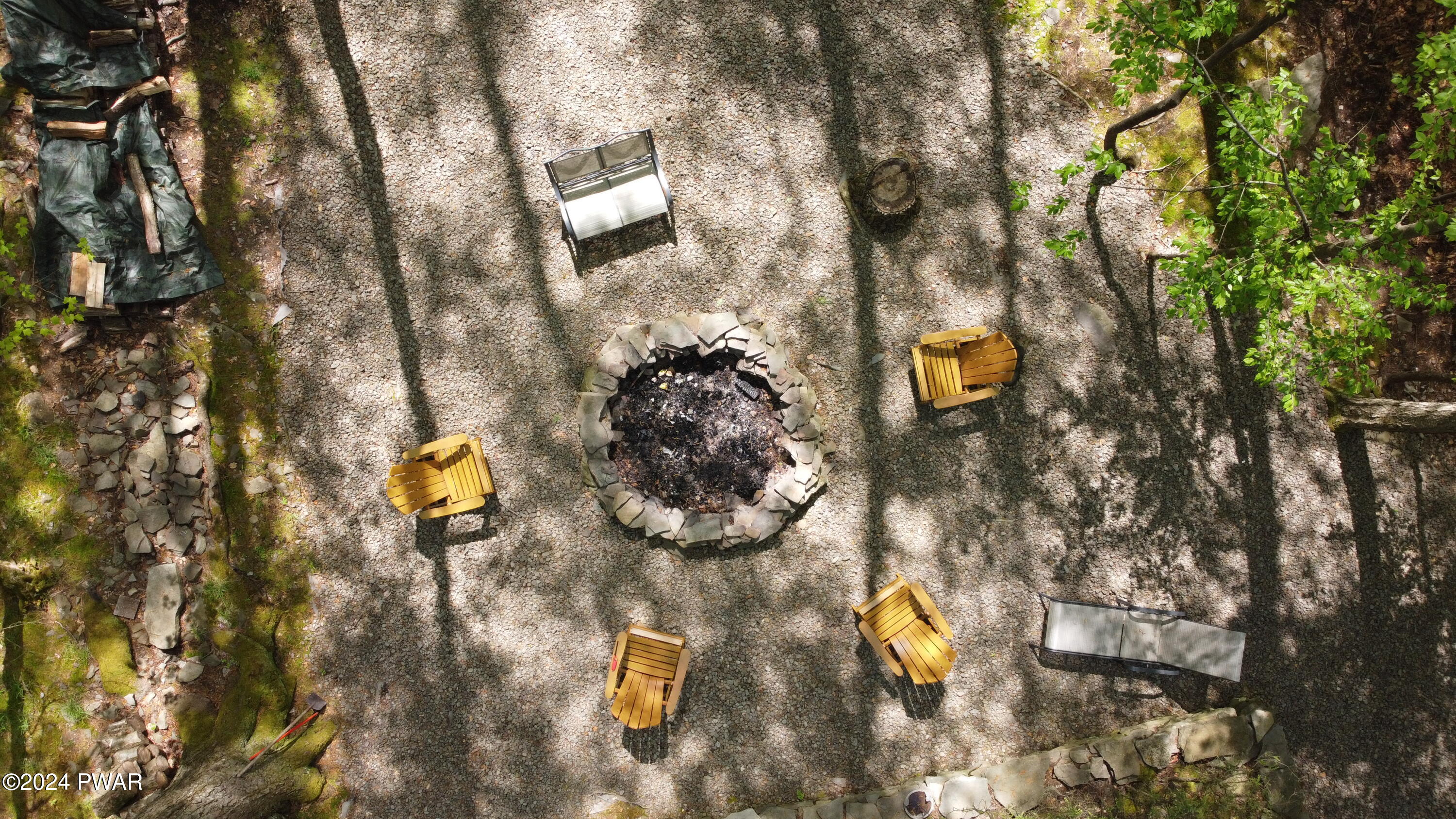 Paupack, Pennsylvania 18451, United States, 2 Bedrooms Bedrooms, ,1 BathroomBathrooms,Residential,Pending,58289