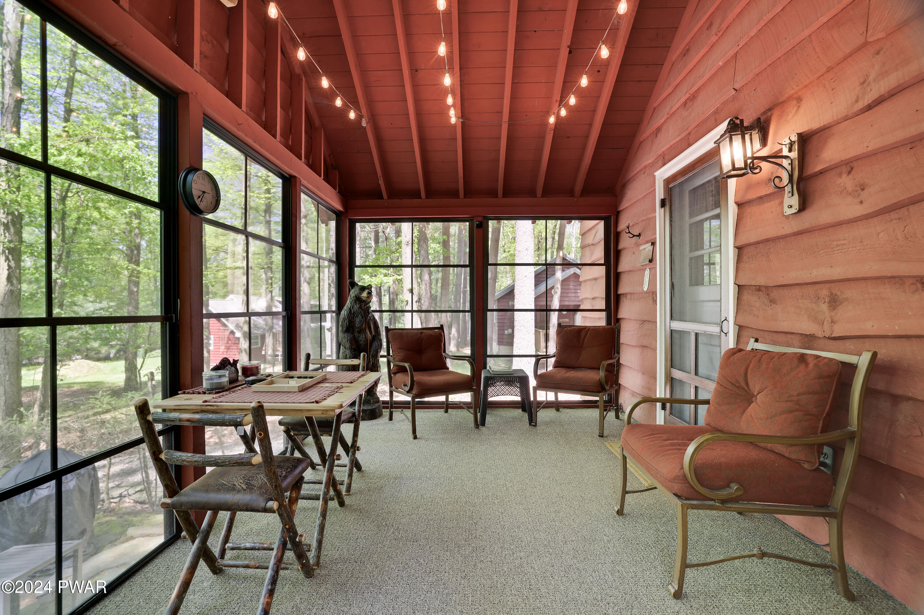 Paupack, Pennsylvania 18451, United States, 2 Bedrooms Bedrooms, ,1 BathroomBathrooms,Residential,Pending,58289