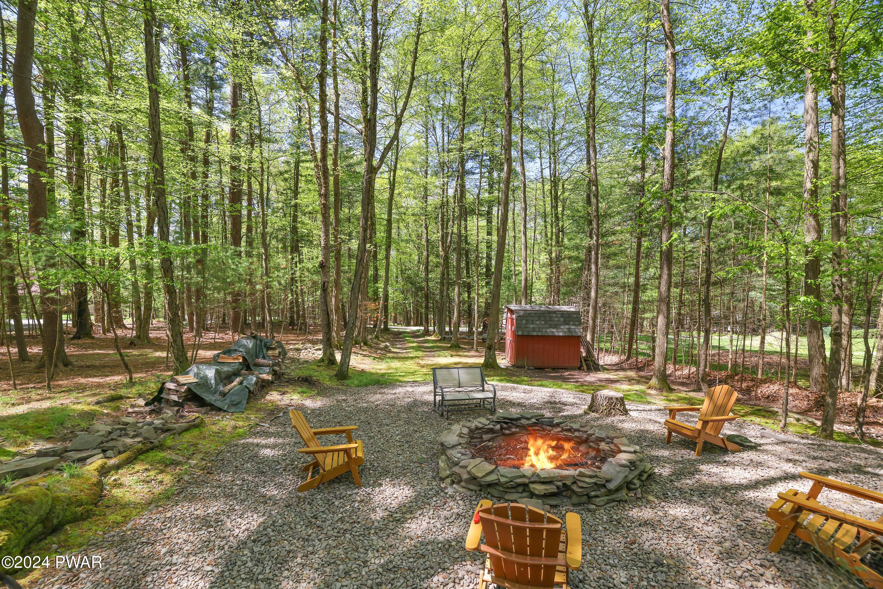 Paupack, Pennsylvania 18451, United States, 2 Bedrooms Bedrooms, ,1 BathroomBathrooms,Residential,Pending,58289