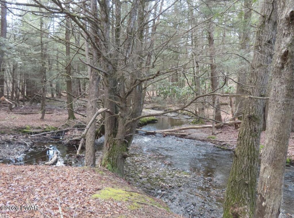 Photo of 201 Sawmill Road, Greentown, PA 18426 (MLS # PW260884)