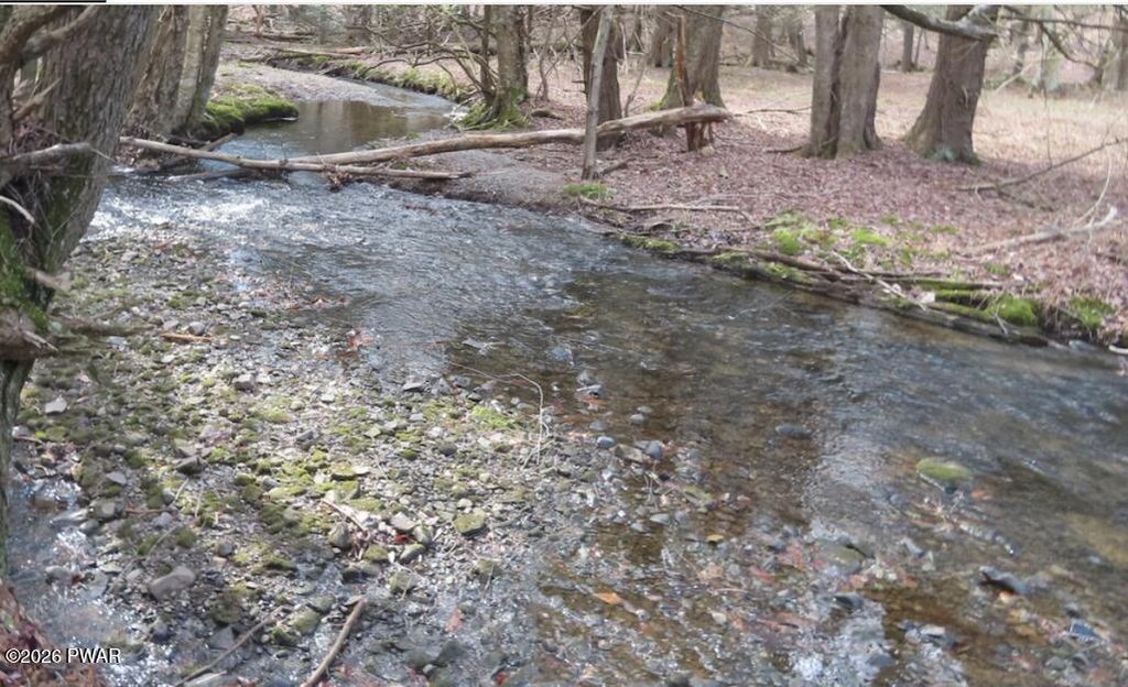 Photo of 201 Sawmill Road, Greentown, PA 18426 (MLS # PW260884)