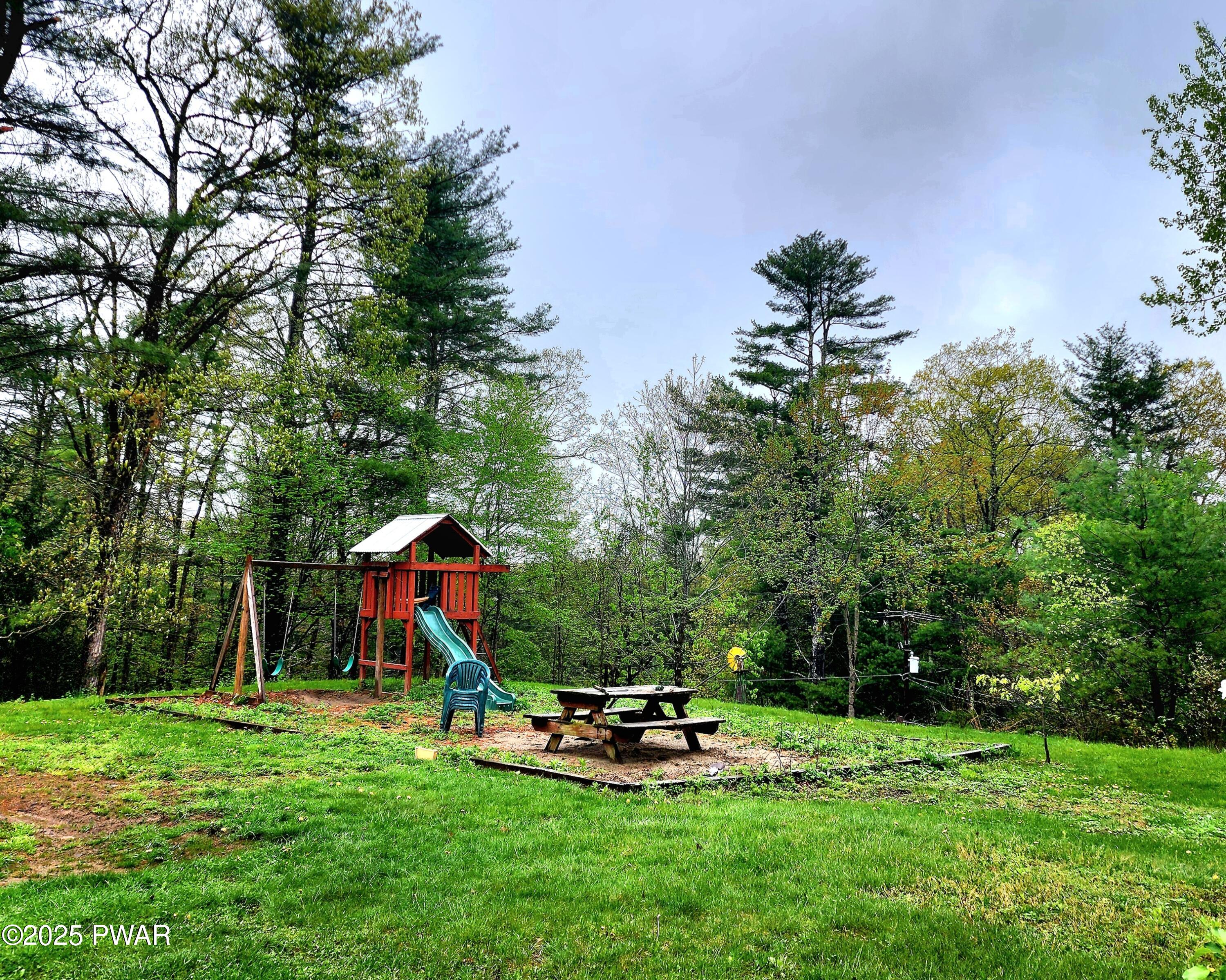 134 Greeley Lake Road, Greeley, Pennsylvania image 15