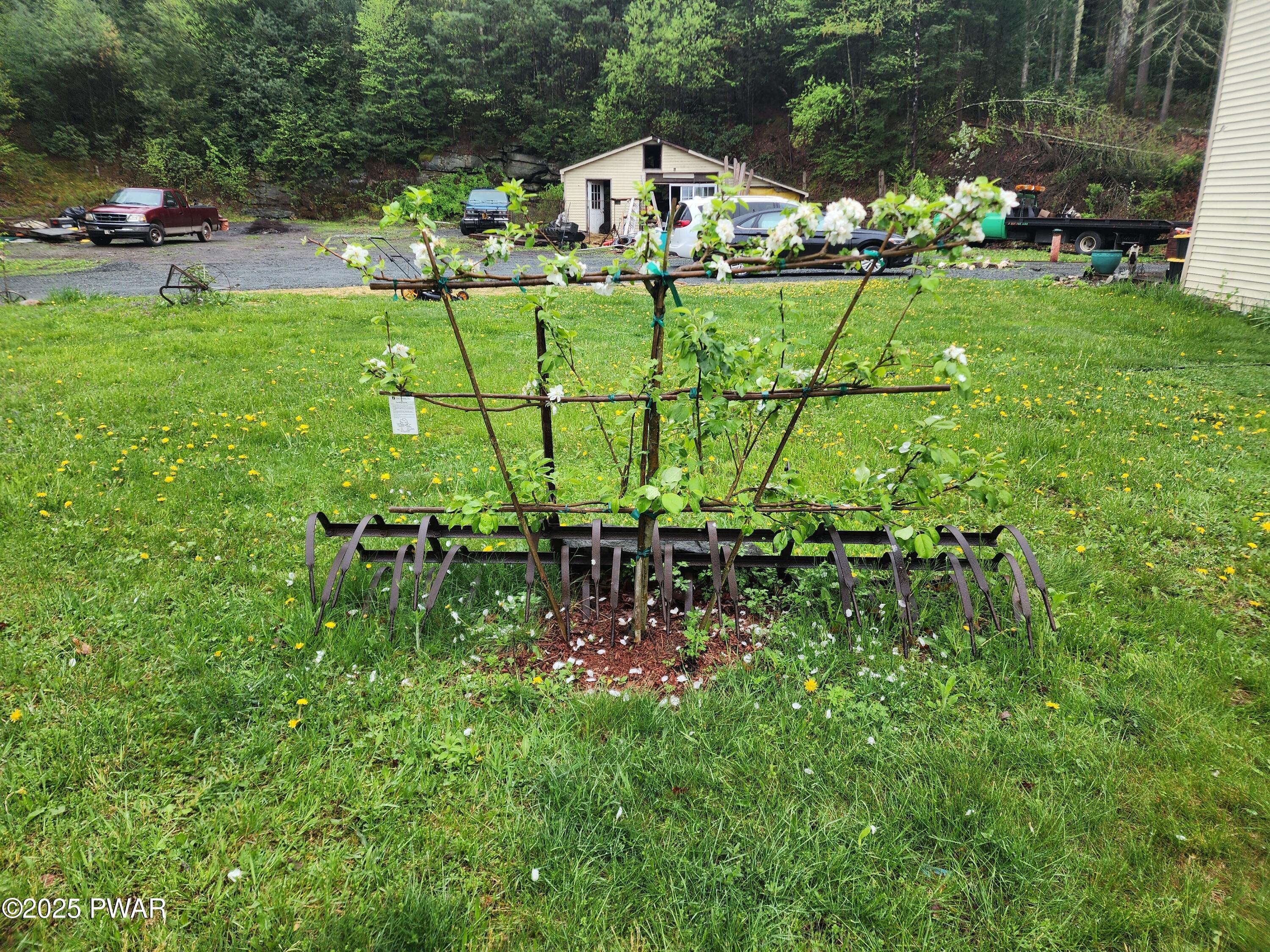 134 Greeley Lake Road, Greeley, Pennsylvania image 16