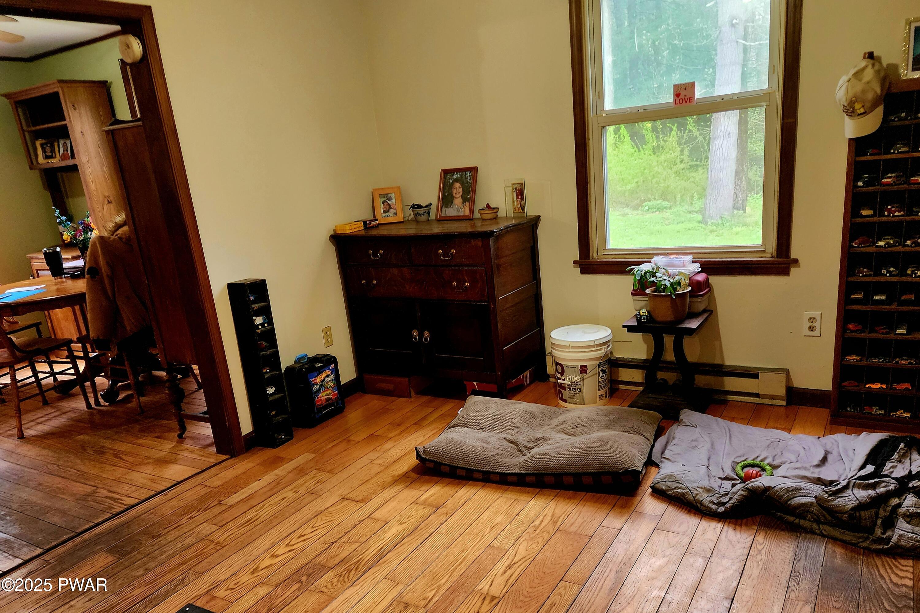 134 Greeley Lake Road, Greeley, Pennsylvania image 6