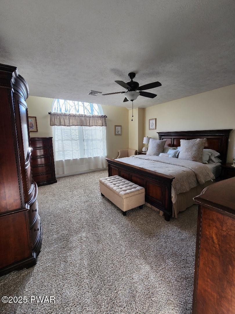 814 Clearview Drive, Long Pond, Pennsylvania image 15