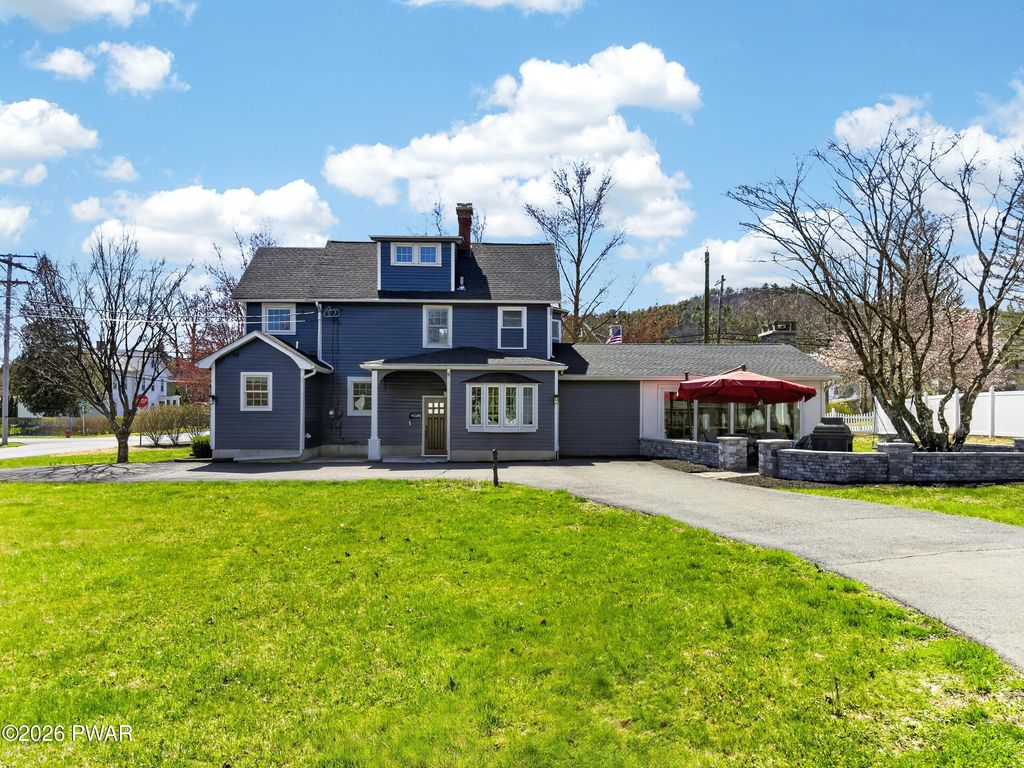 Photo of 212 E Ann Street, Milford, PA 18337 (MLS # PW260947)