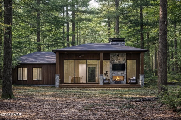 128 HAWKS NEST DR, HAWLEY, PA 18428 - Image 2daa4e008a9c389604a0d28eafb48e71/4245858819