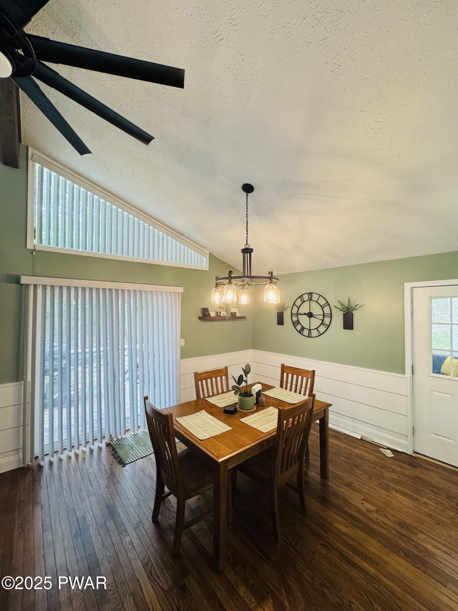 Lords Valley, Pennsylvania 18428, United States, 3 Bedrooms Bedrooms, ,2 BathroomsBathrooms,Residential,Pending,180546