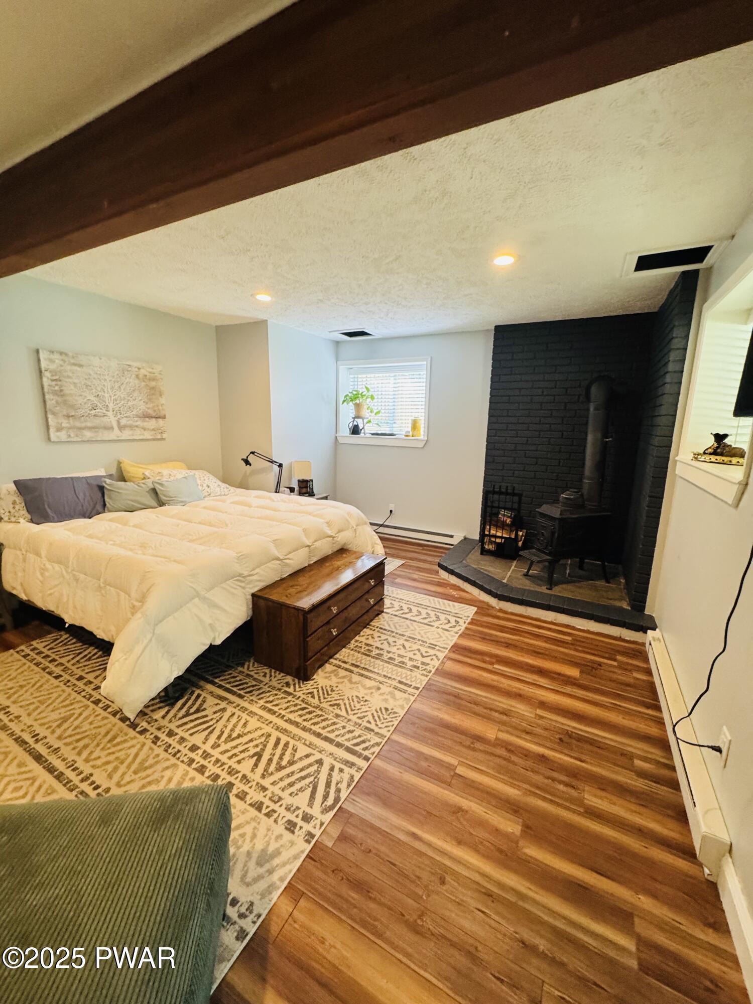 Lords Valley, Pennsylvania 18428, United States, 3 Bedrooms Bedrooms, ,2 BathroomsBathrooms,Residential,Pending,180546