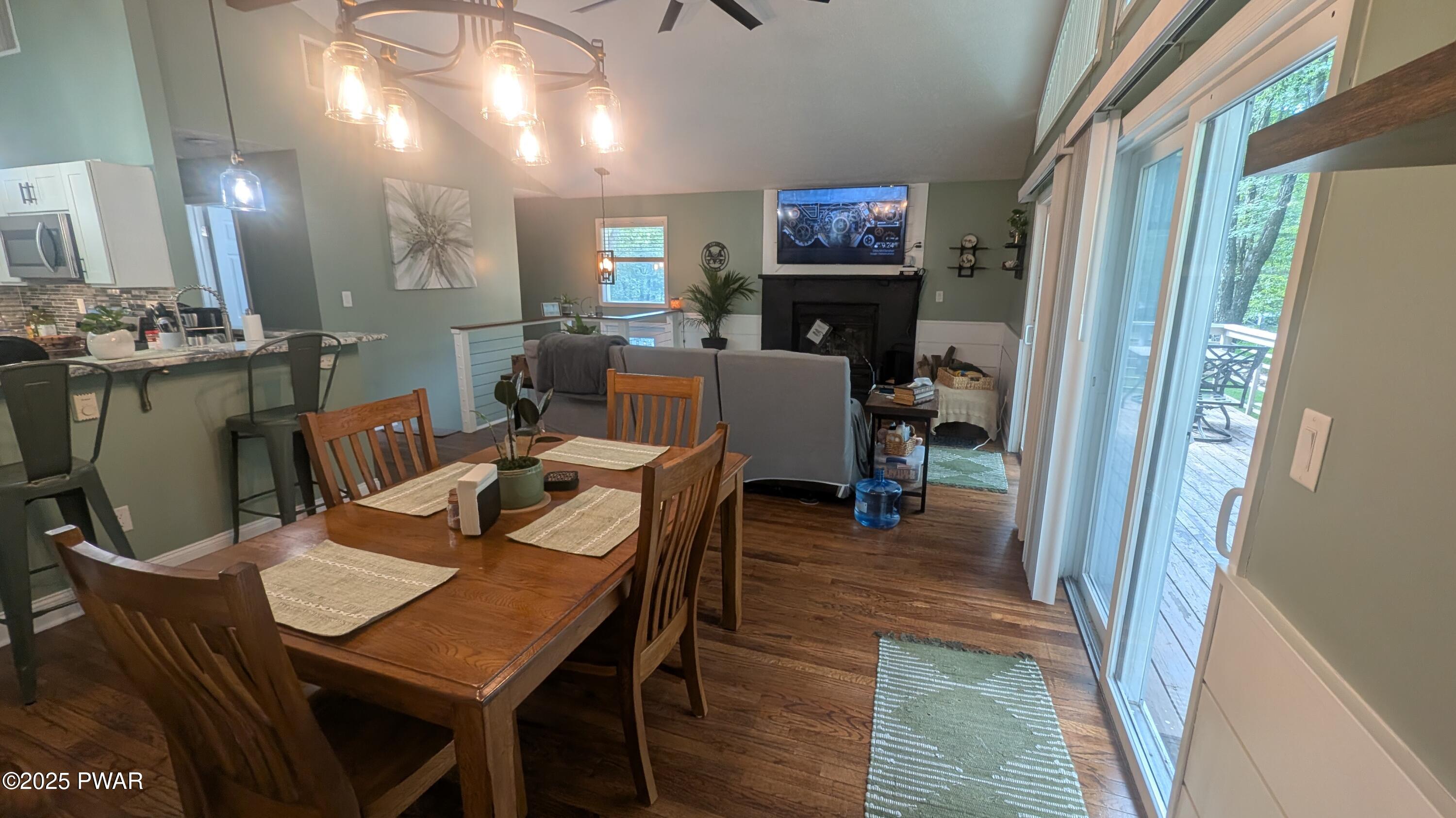 Lords Valley, Pennsylvania 18428, United States, 3 Bedrooms Bedrooms, ,2 BathroomsBathrooms,Residential,Pending,180546