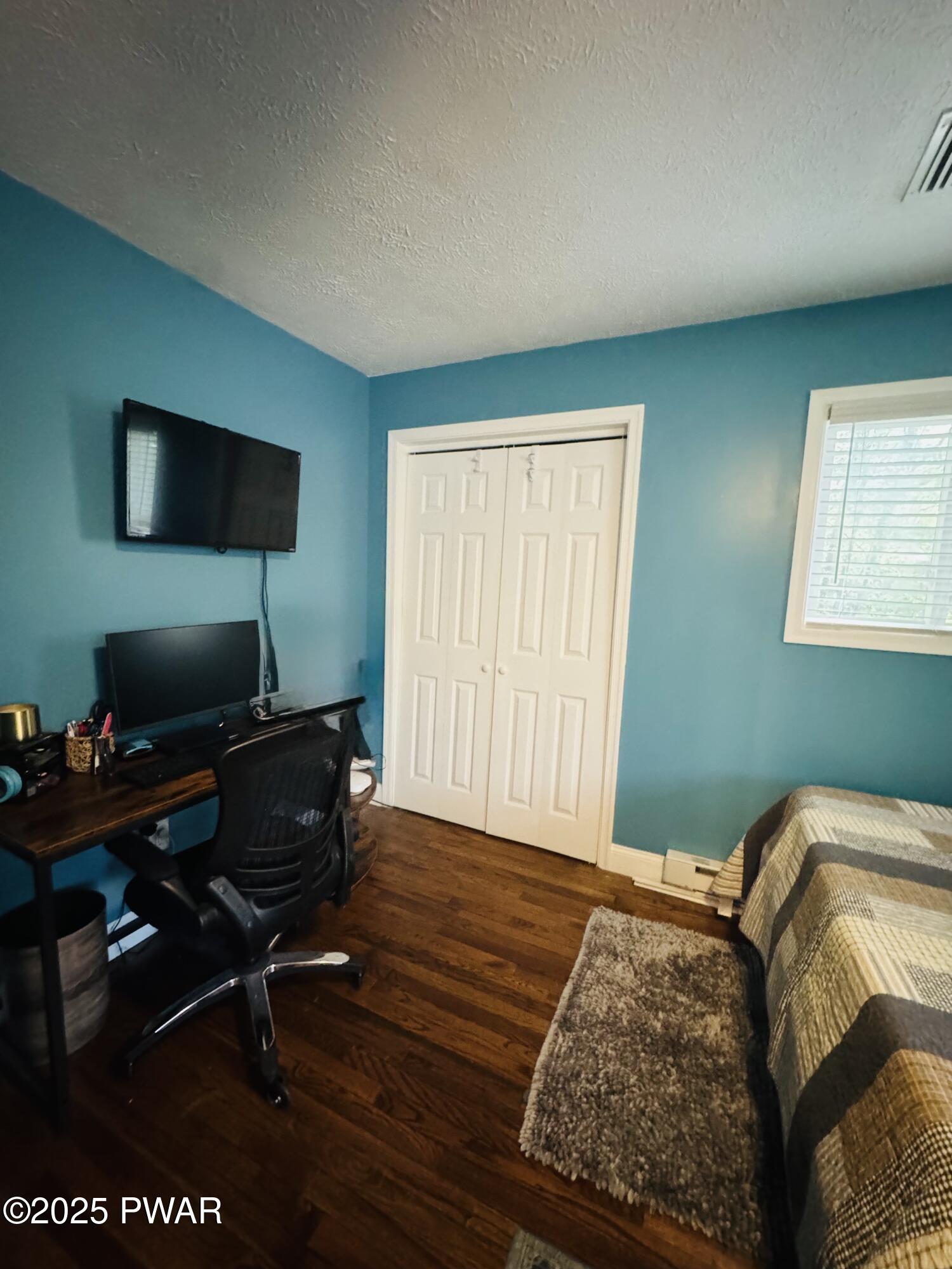 Lords Valley, Pennsylvania 18428, United States, 3 Bedrooms Bedrooms, ,2 BathroomsBathrooms,Residential,Pending,180546