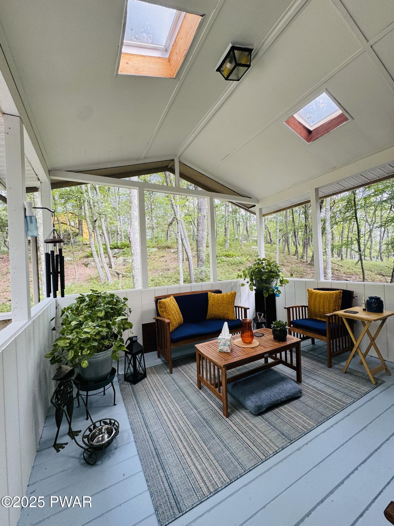 Lords Valley, Pennsylvania 18428, United States, 3 Bedrooms Bedrooms, ,2 BathroomsBathrooms,Residential,Pending,180546