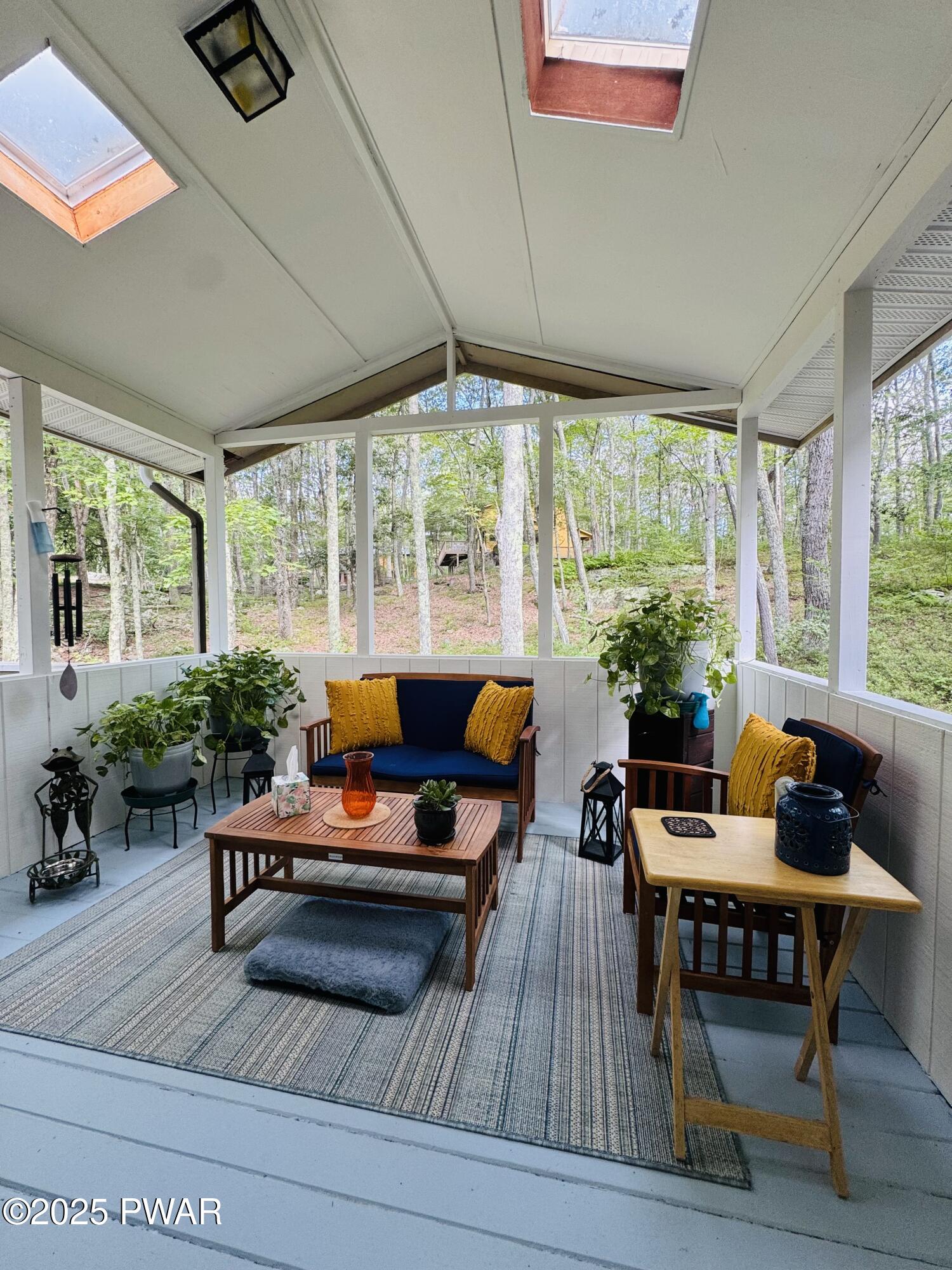 Lords Valley, Pennsylvania 18428, United States, 3 Bedrooms Bedrooms, ,2 BathroomsBathrooms,Residential,Pending,180546