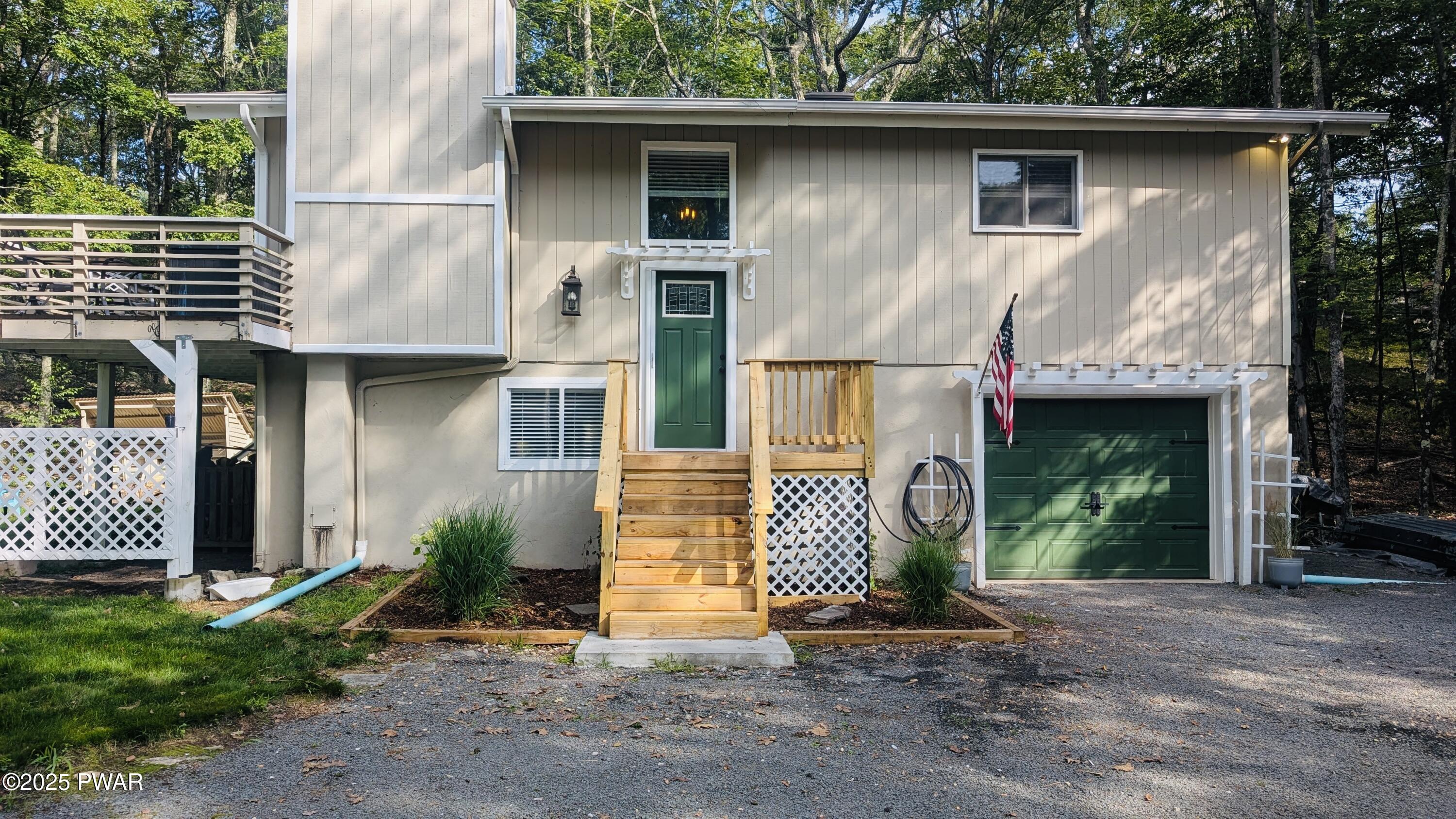 Lords Valley, Pennsylvania 18428, United States, 3 Bedrooms Bedrooms, ,2 BathroomsBathrooms,Residential,Pending,180546