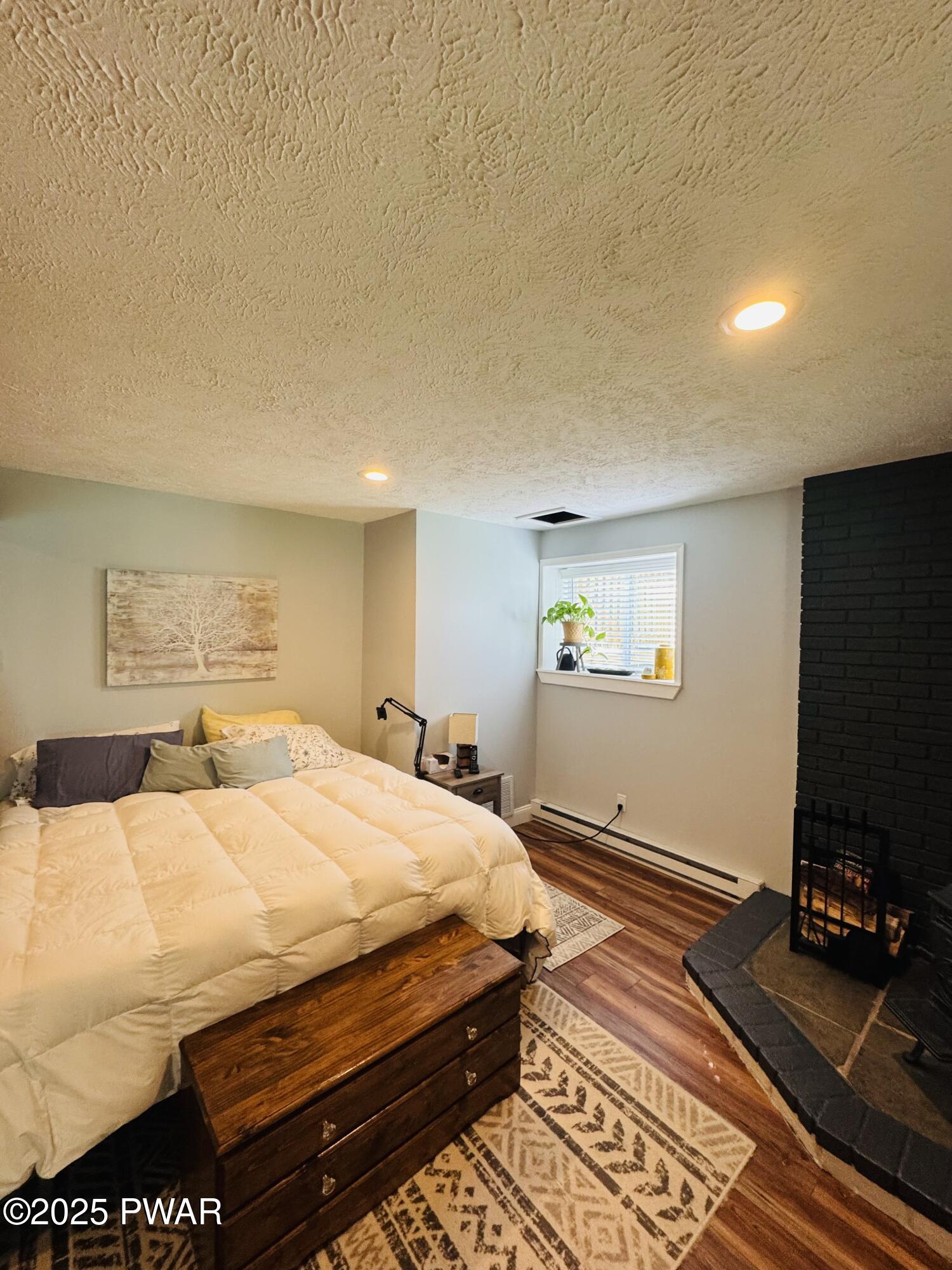 Lords Valley, Pennsylvania 18428, United States, 3 Bedrooms Bedrooms, ,2 BathroomsBathrooms,Residential,Pending,180546