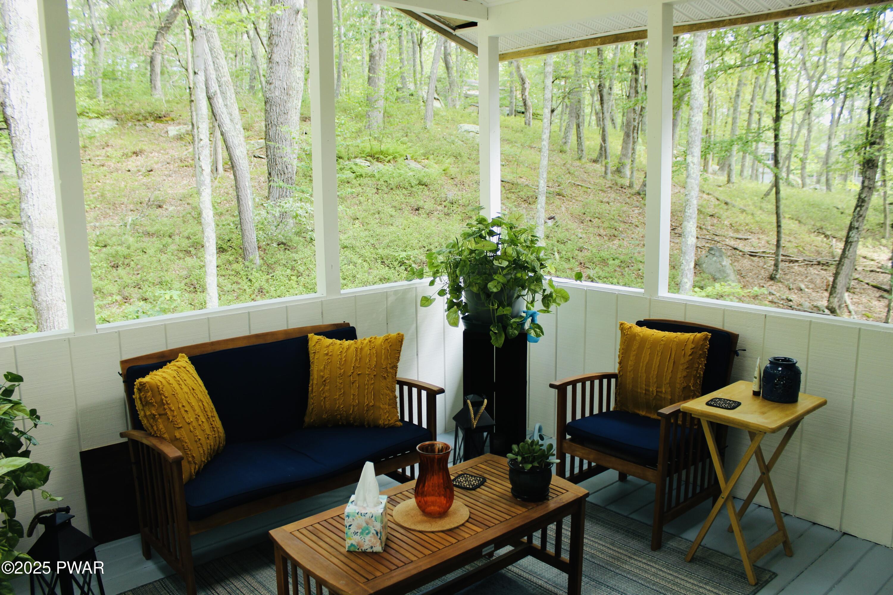 Lords Valley, Pennsylvania 18428, United States, 3 Bedrooms Bedrooms, ,2 BathroomsBathrooms,Residential,Pending,180546