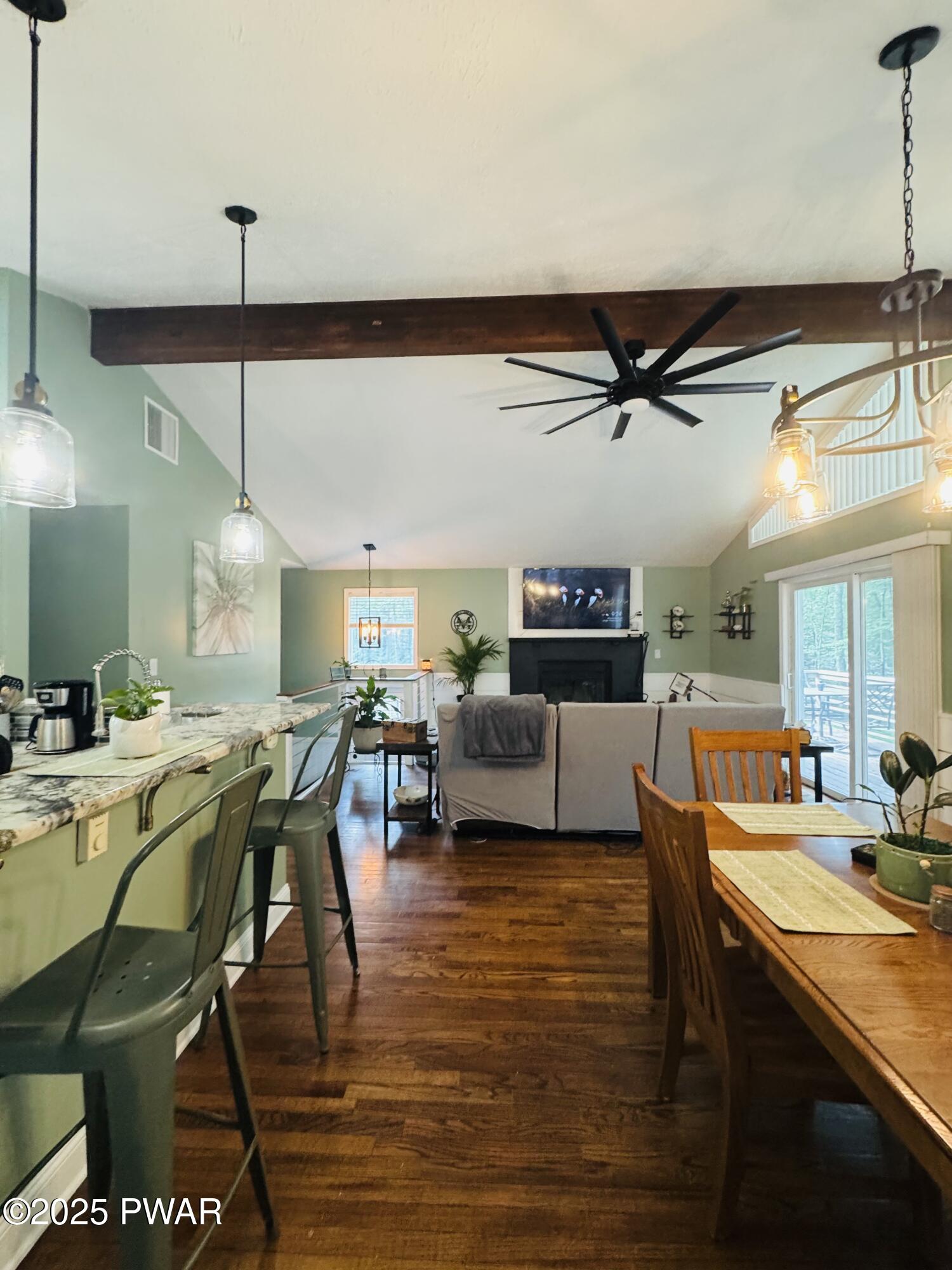 Lords Valley, Pennsylvania 18428, United States, 3 Bedrooms Bedrooms, ,2 BathroomsBathrooms,Residential,Pending,180546