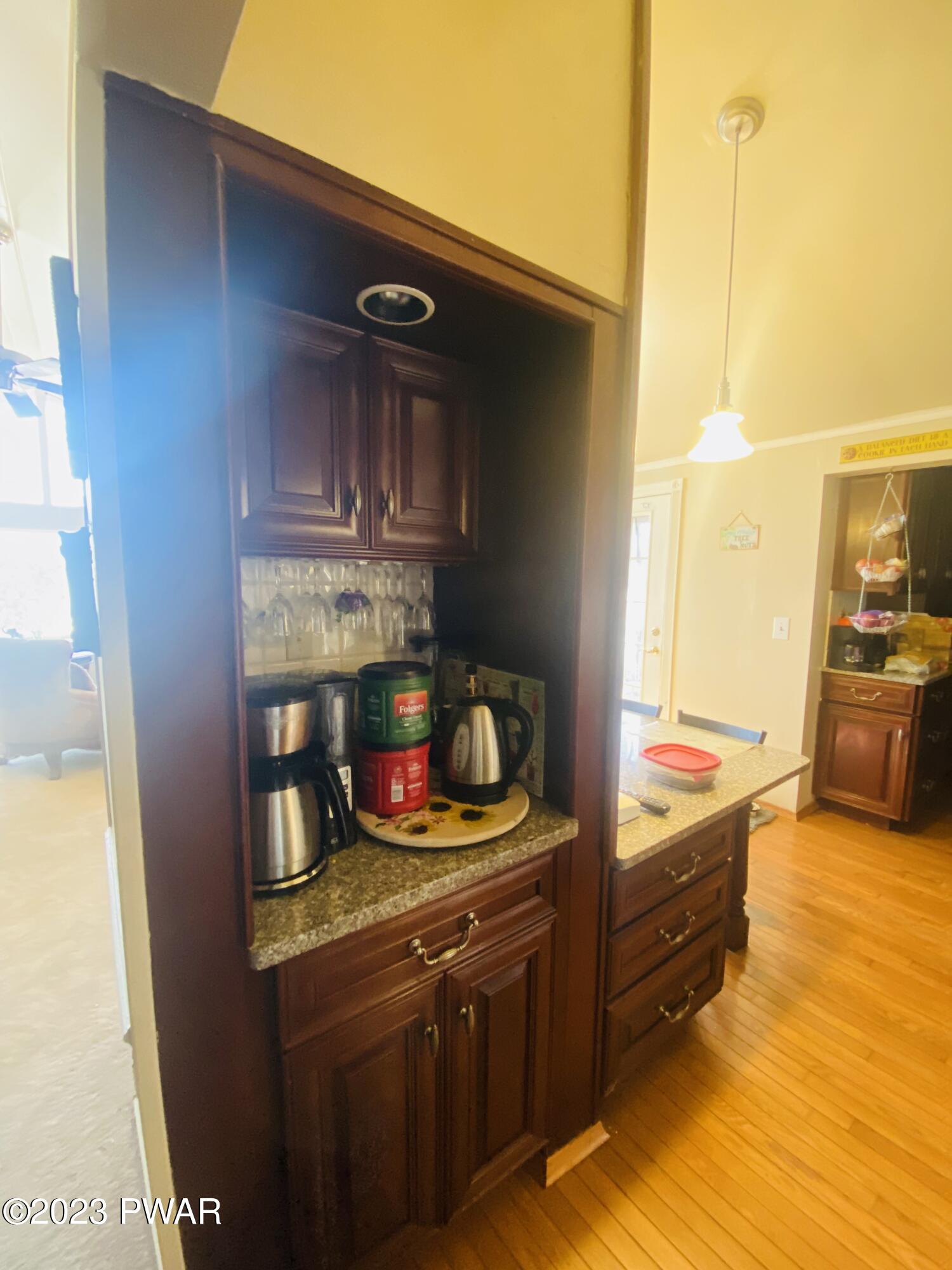 Lords Valley, Pennsylvania 18428, United States, 3 Bedrooms Bedrooms, ,2 BathroomsBathrooms,Residential,Pending,68682