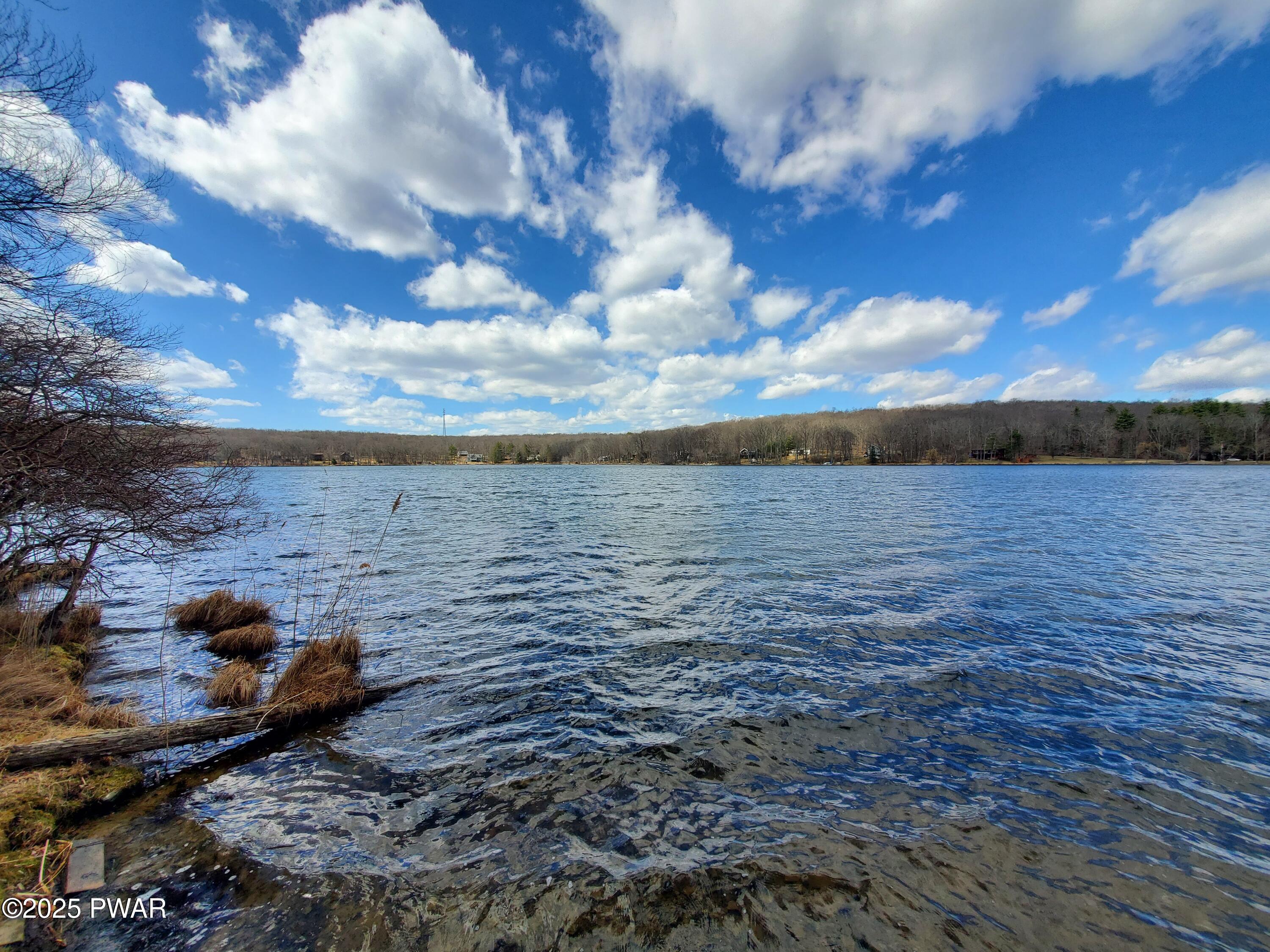 107 Cherry Point Court, Hawley, Pennsylvania image 13
