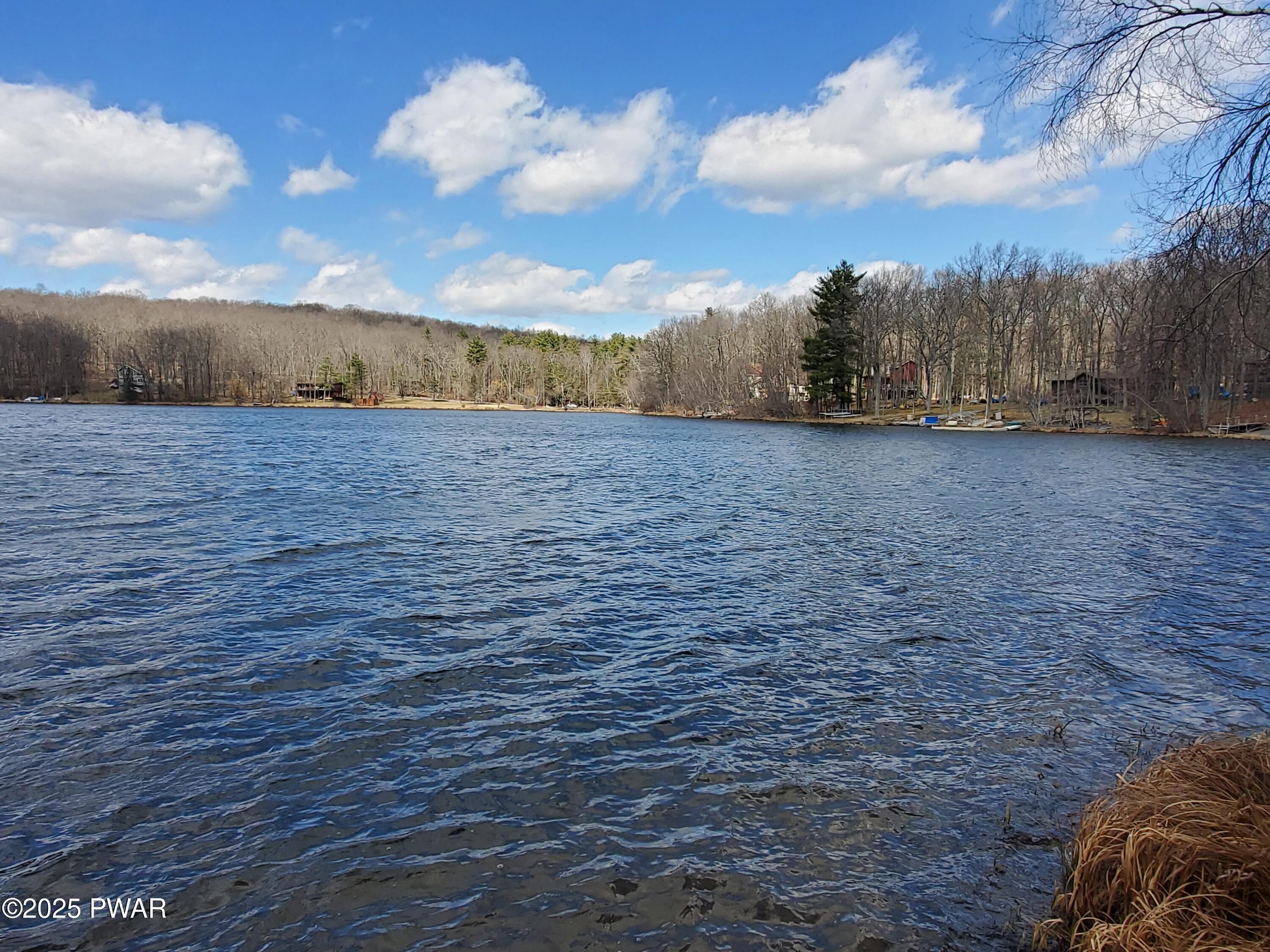 107 Cherry Point Court, Hawley, Pennsylvania image 5