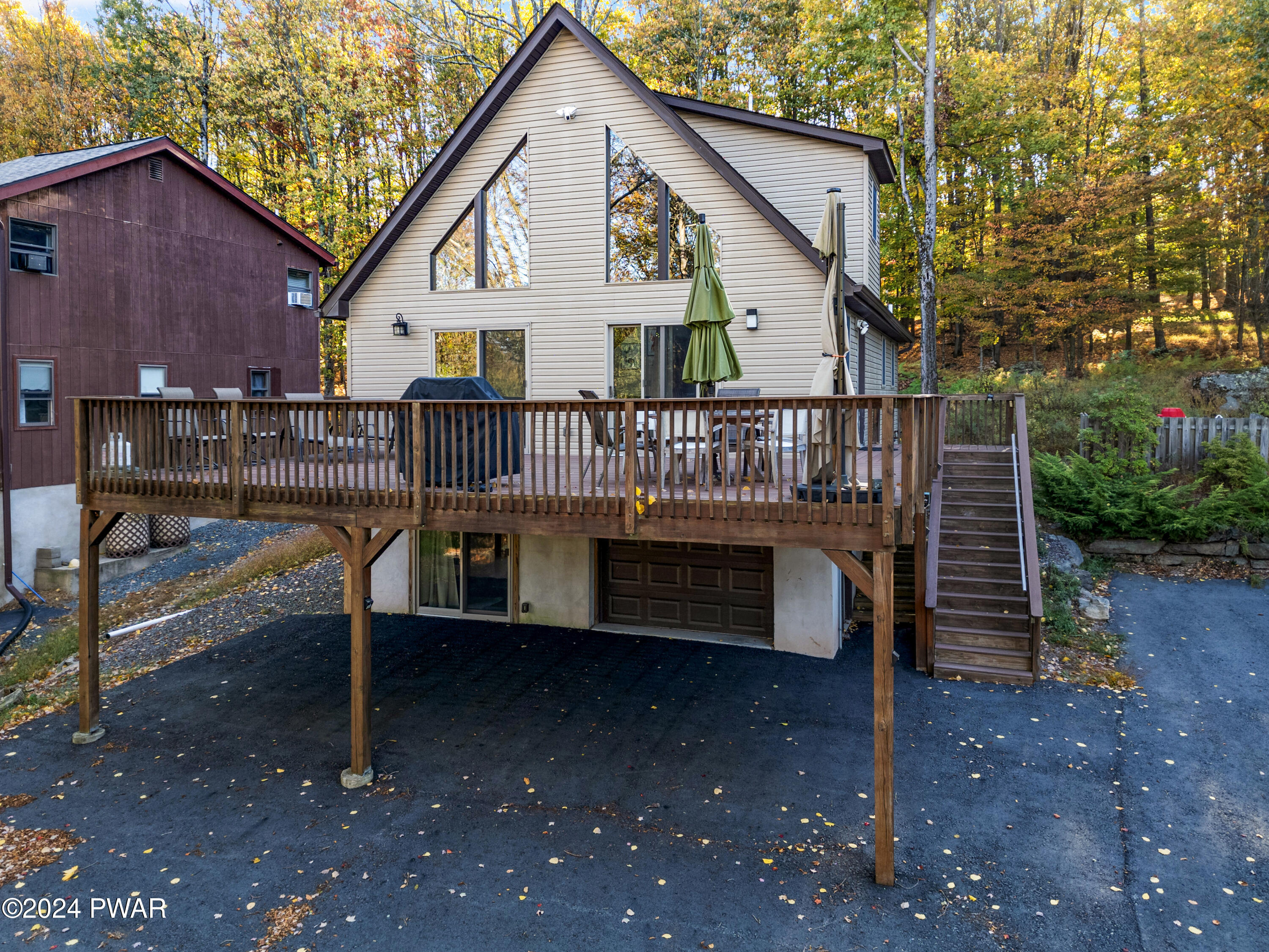 2011 Roamingwood Road, Lake Ariel, Pennsylvania image 1