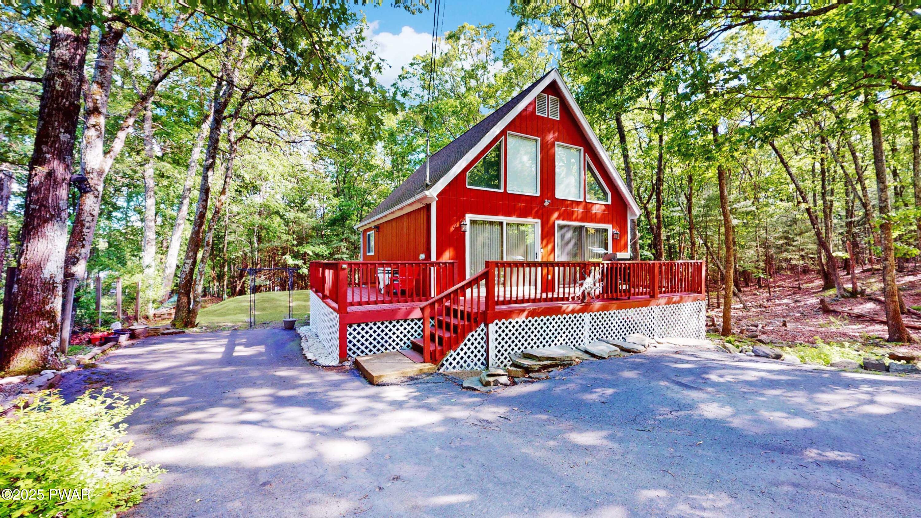 108 Tulip Street, Dingmans Ferry, Pennsylvania image 2