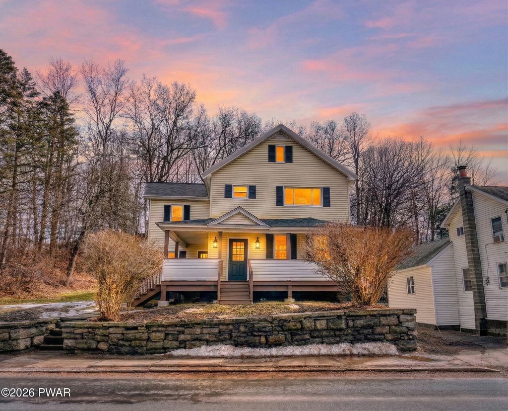 Photo of 86 Pike Street, Carbondale, PA 18407 (MLS # PW260477)