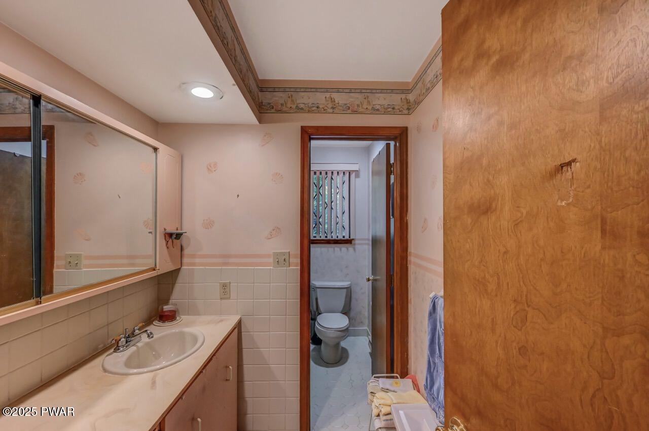 1036 Mountain Top Drive, Lake Ariel, Pennsylvania image 28