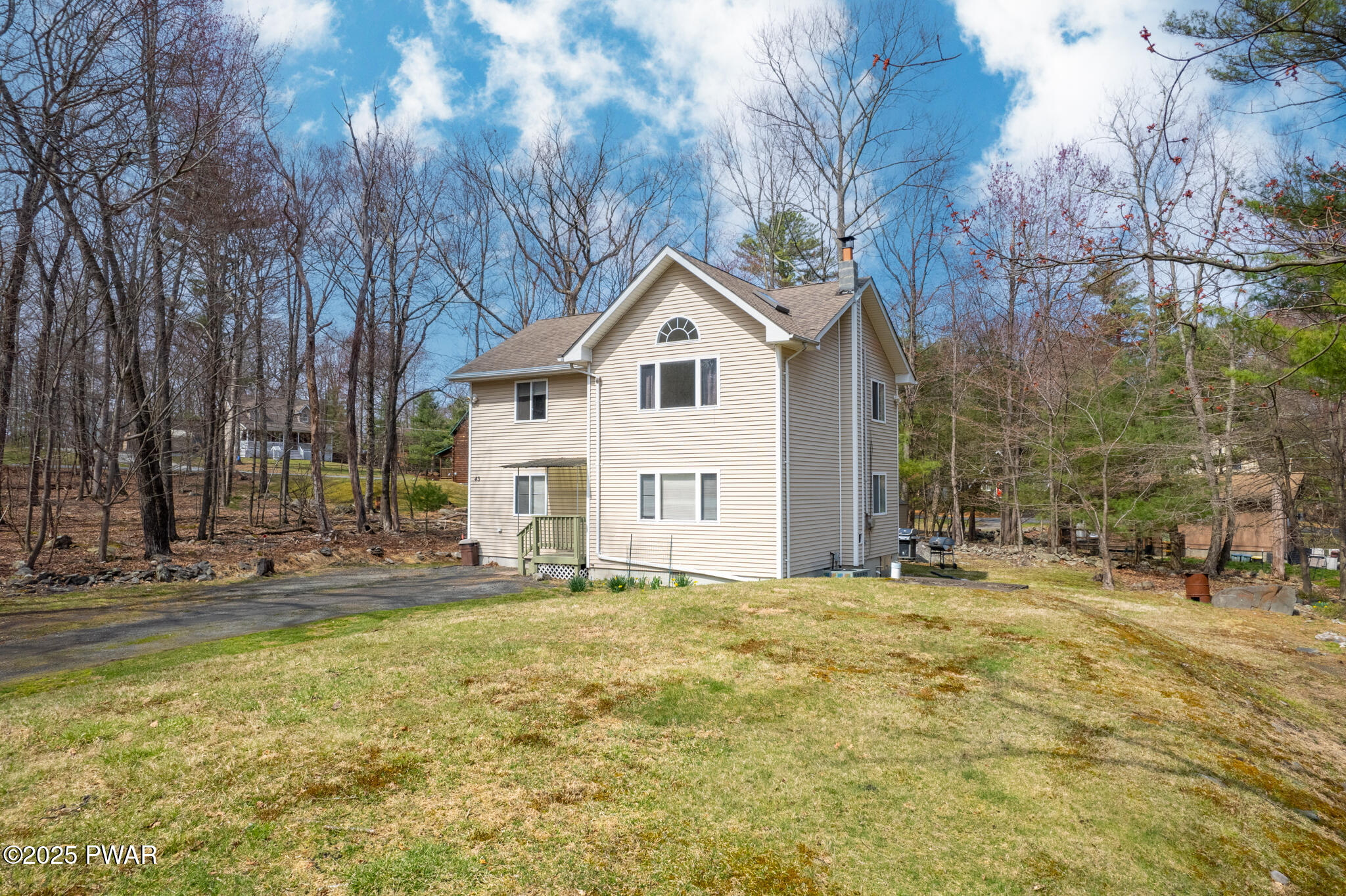 104 Fox Court, Dingmans Ferry, Pennsylvania image 1