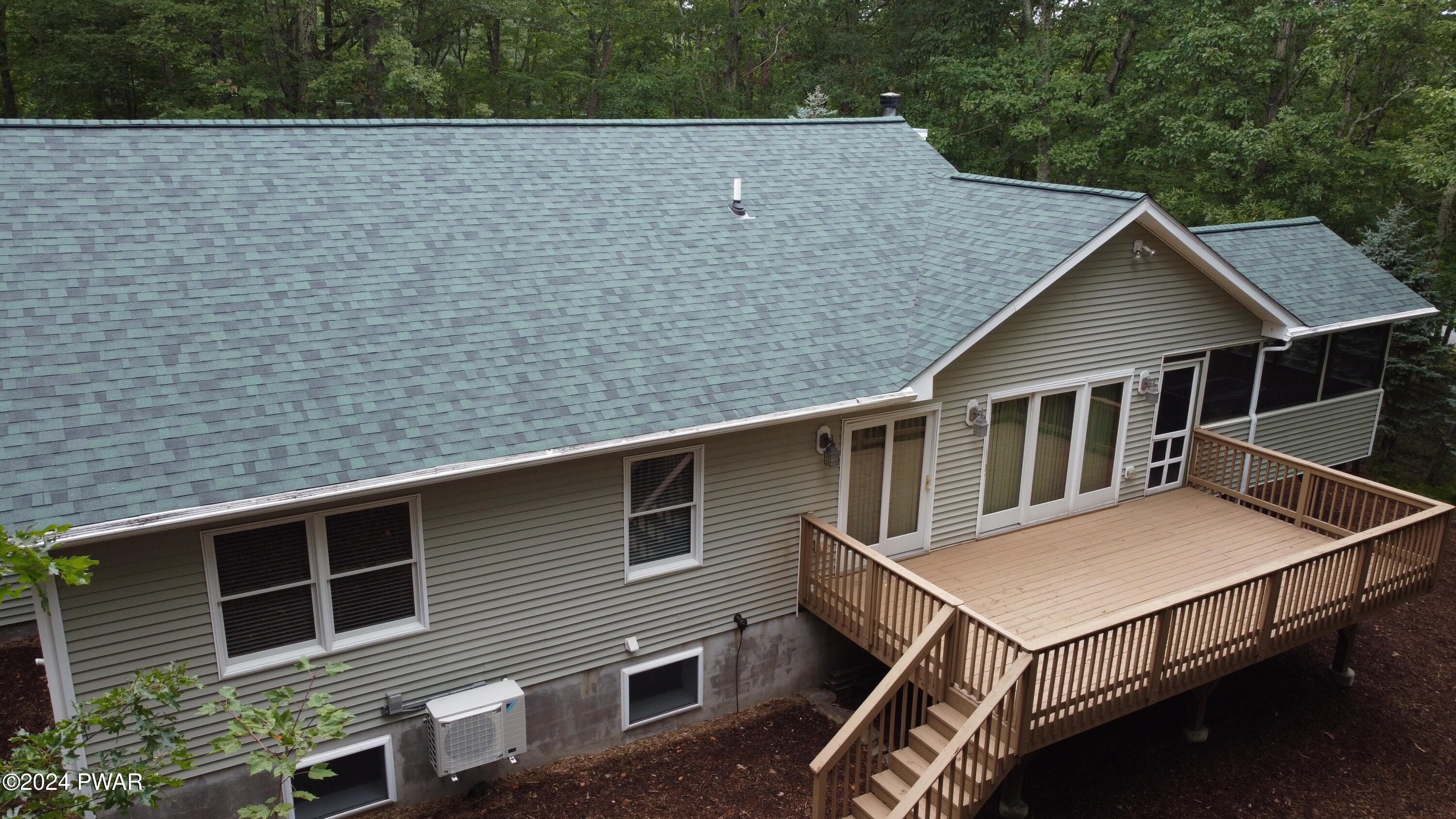 Hawley, Pennsylvania 18428, United States, 3 Bedrooms Bedrooms, ,2 BathroomsBathrooms,Residential,Pending,45841